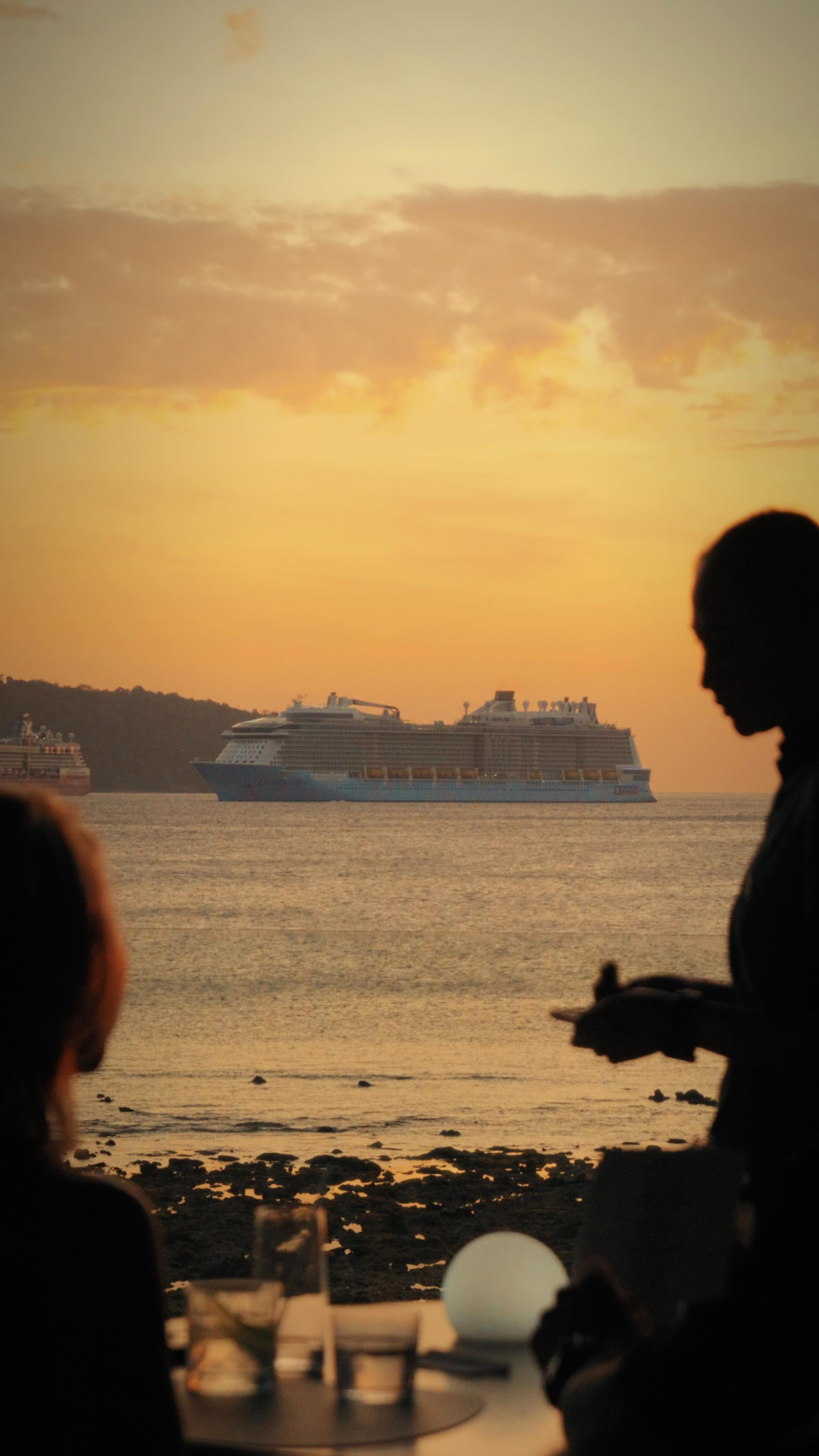 New season.
New composition.
One horizon.
L’Arôme by the Sea.
#laromebythesea #michelinguide #phuketrestaurants #luxurydining