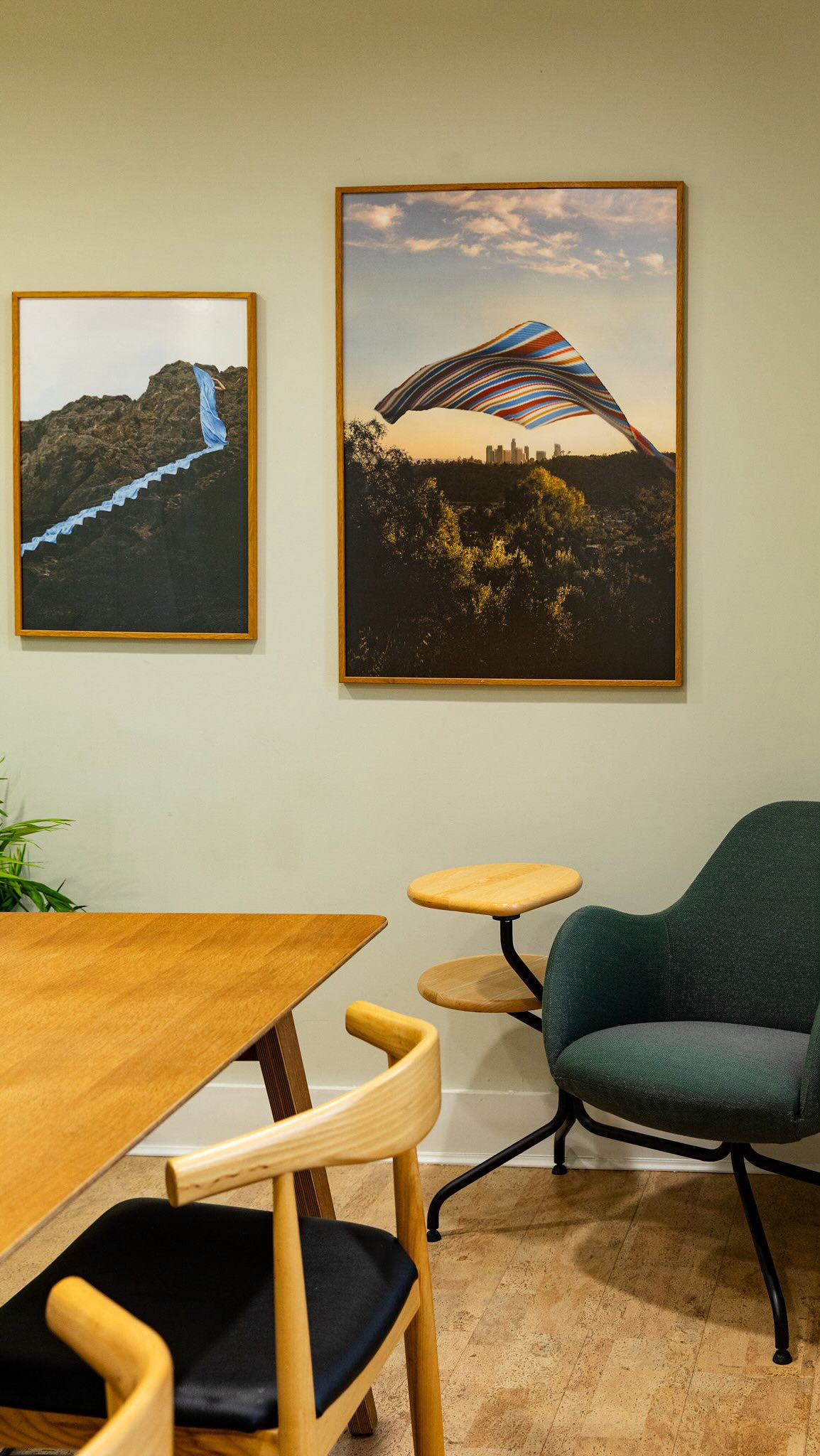 Welcome to the drawing board ✍️
A quiet, tech-free space designed for thinking, planning and sketching out new ideas, complete with a full whiteboard wall.
Like what you see? Head on over to our website to book this space for your next meeting.