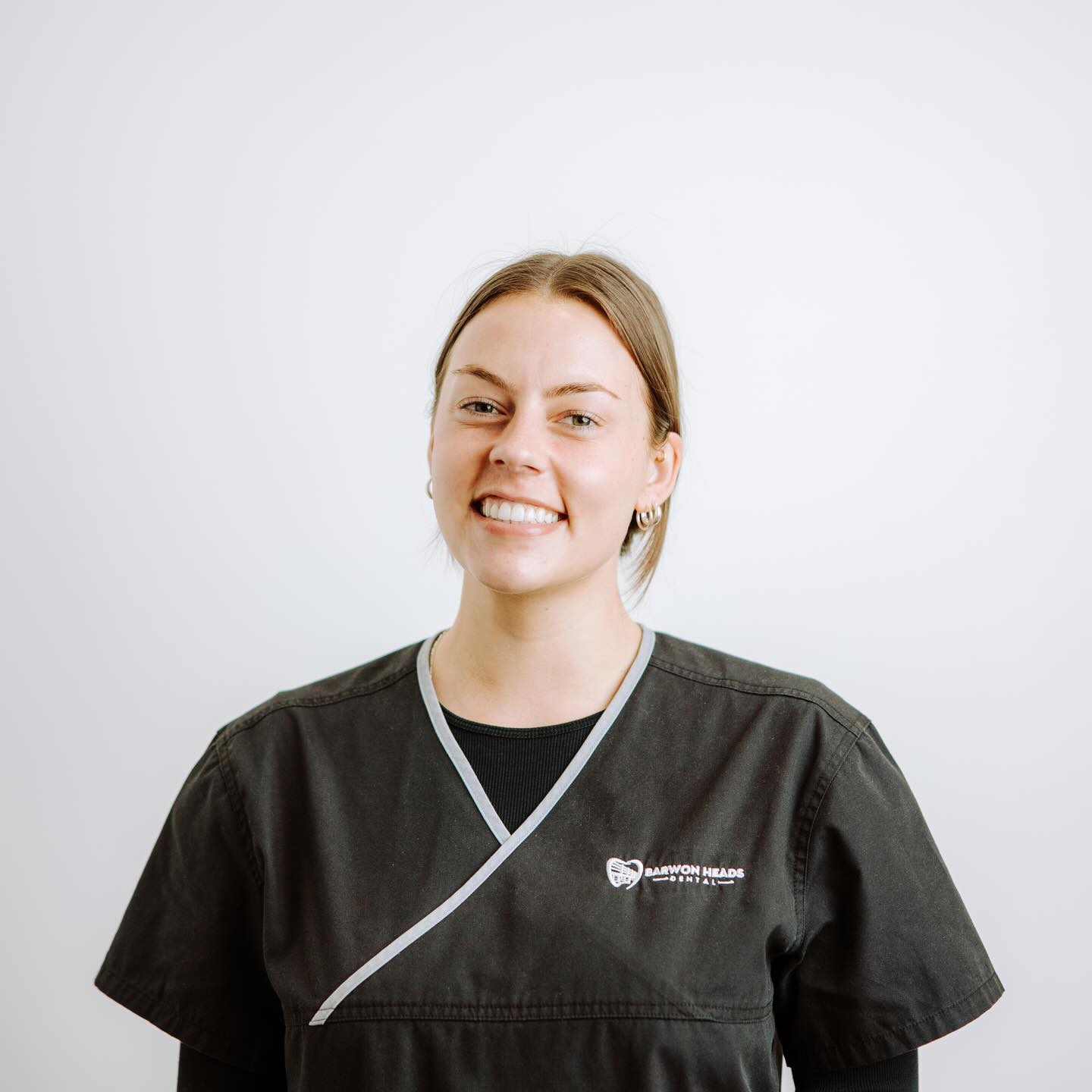 Reintroducing Georgia ✨
As our Invisalign Treatment Coordinator and Co-Manager alongside Chloe, Georgia plays a key role in creating seamless patient experiences and helping transform smiles with confidence. Her passion for patient care and organisation makes her an essential part of our team.