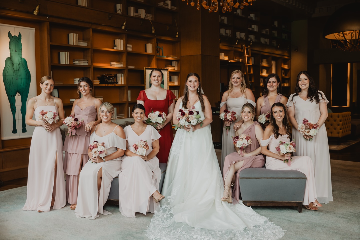 Happy Galentine’s Day! ♥️🥂♥️
#galentine #bridalparty #bridesmaids