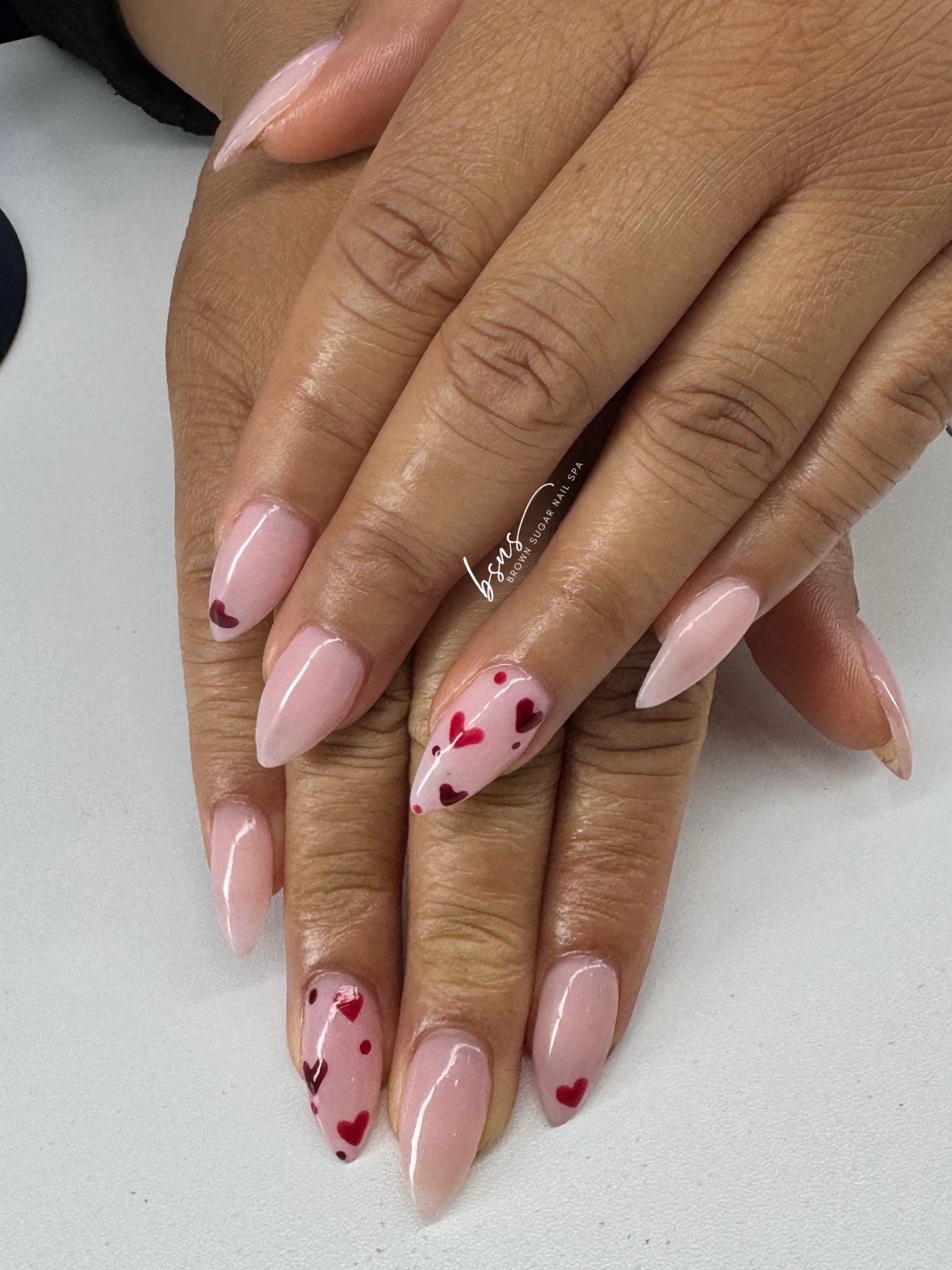 Serving Valentine’s vibes one nail at a time 💖✨
Who needs chocolates when your nails look this good? 😘💗
#phillynails #brownsugarnailspa #valentinesdaynails #valentinesday #gelxnails