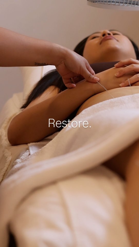 Unwind. Reset. Repeat.... And more..
With the pace and tenacity that we live our lives today, a simple day of rest isn't always enough to bring our body back to balance. Often because we have lost the ability to be able to read our own body's signs and symptoms, subsequently delaying the time it takes for us to take action until the body really screams with significant discomfort.
Embarking on the journey to incorporate acupuncture and Chinese Medicine into your life isn't just about relaxation (though it's definitely an added benefit), it's really about reconnecting back to your body. Unlearning the habits that have brought stress or strain on the body.
A big role as acupuncturists, is to help guide you back to understanding the subtle signs and symptoms of the body. So you feel more empowered in your own body instead of broken, exhausted or disconnected.
#brisbaneacupuncture #acupuncture