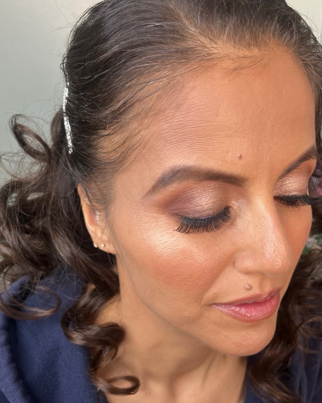 Book your makeup appointments on my website for special events www.virisbeauty.com @viris.beauty 💄