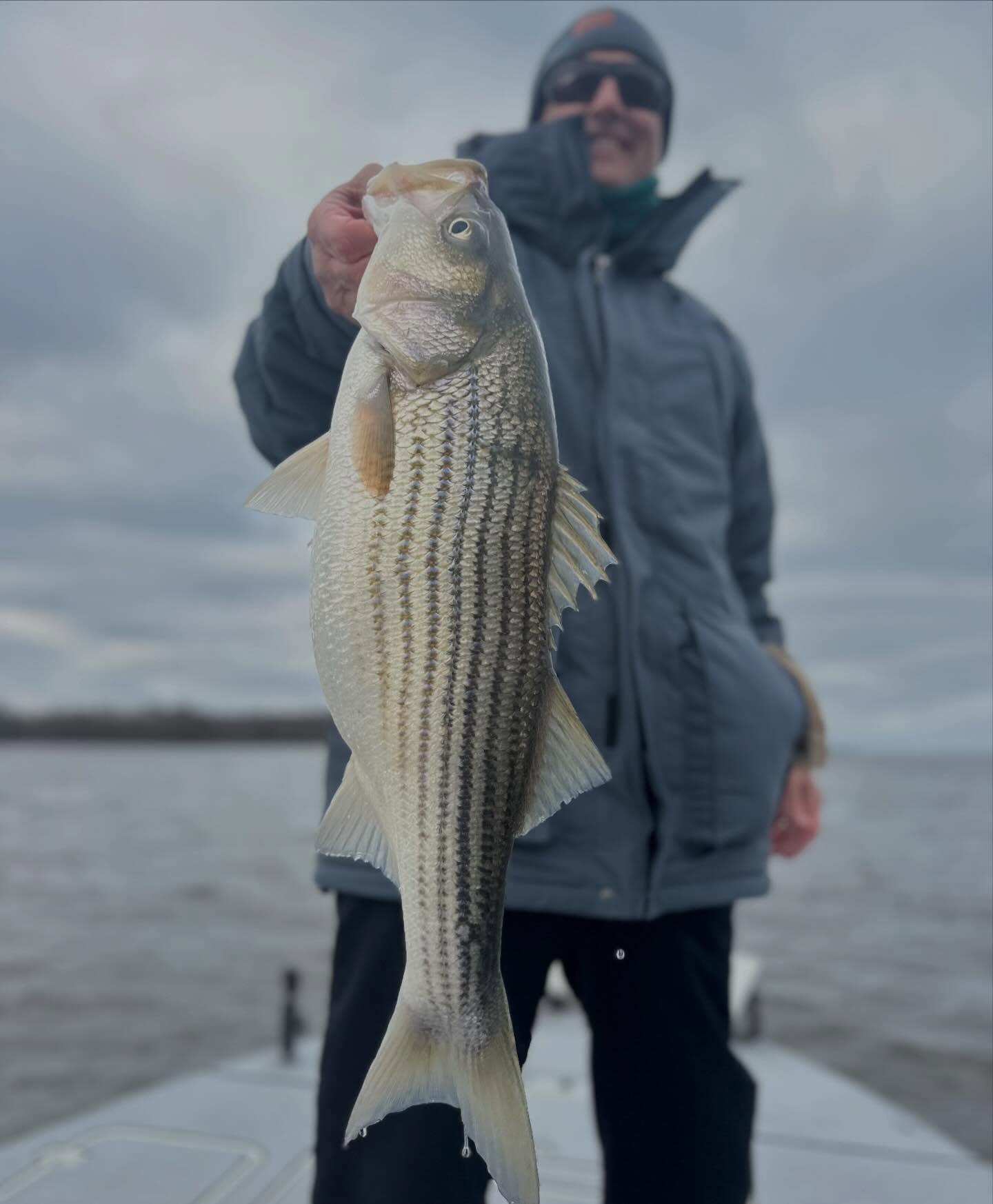 Jim dropped the hammer on some big ones this afternoon. If you are looking a fun trip on the Roanoke catching stripers and seeing the sights I’ve got several days open in March. Call or text 252-799-9536
#stripers #striperfishing #winterfishing #inshorefishing #bookatrip