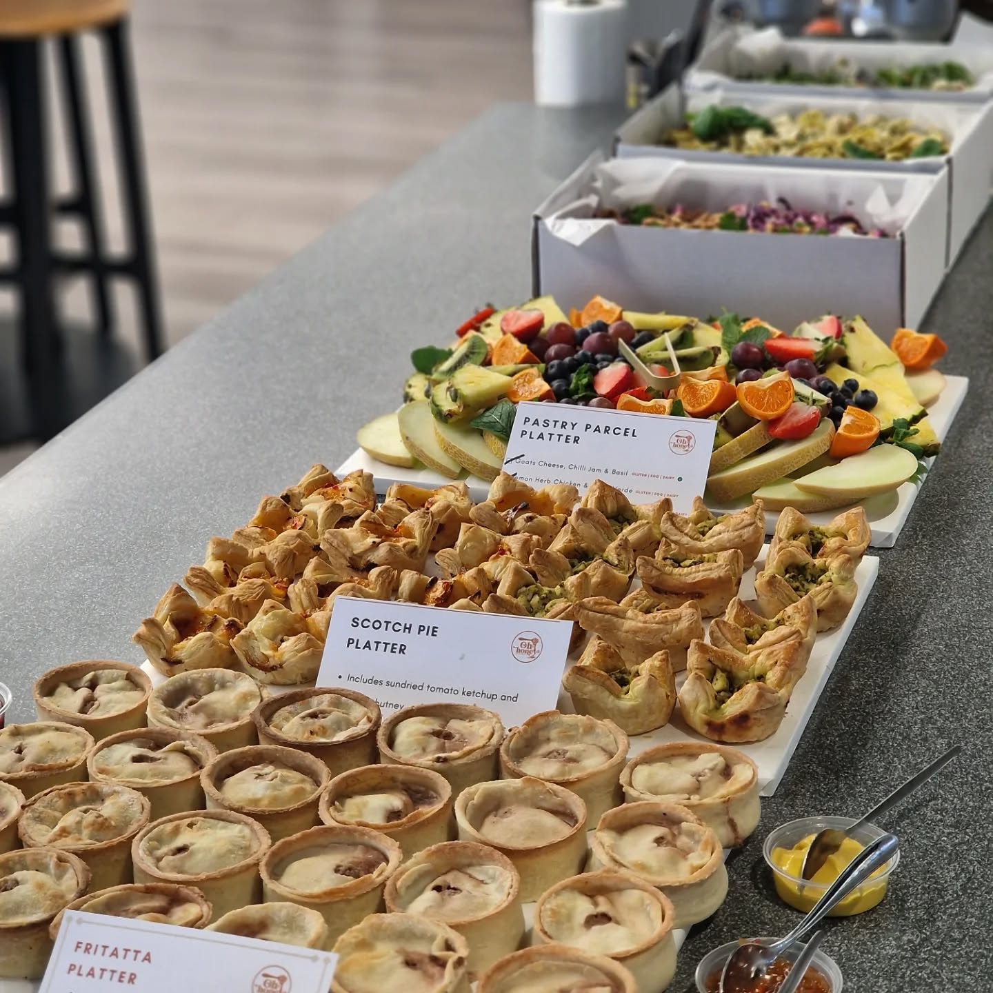 Mix up your office lunches - choose from our wide selection of savoury and sweet sharing platters. Guaranteed crowd pleasers ✔️