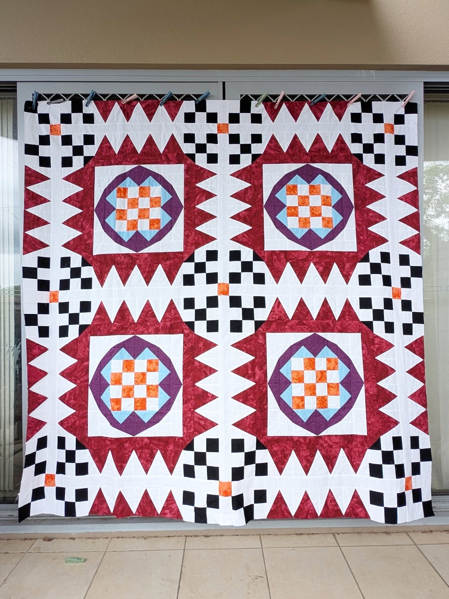 📣 Quilty friends, meet ✨*Starlight Courtyard*✨📣🎉🎊. This pattern with its illusion of curves is made entirely from straight-pieced (no curves!), and all traditionally pieced. Just some fun geometry and block placement.
If you've been wanting to stretch your quilt piecing skills, or focus on skill building, Starlight Courtyard could be your new favourite quilt! You'll work through HSTs, HRTs (Half Rectangle Triangles), flying geese blocks, triangle in square (Tri-Rec) blocks, and more quilty techniques to create this intricate looking quilt.
This pattern comes in four sizes - mini, baby, throw size, and bed size. Pictured here is the throw size, which finishes at 70" square. Also included in the pattern are labels and colouring pages.
Grab the pattern, pick your fabrics, and start your Starlight Courtyard journey today! Link in bio.
To celebrate, all patterns in my Etsy shop and on the website are on sale 📣🎉
.
.
.
#cecesquiltsandthings #starlightcourtyardquilt #handmadequilt #youngandmillenialquilters #newquiltpattern