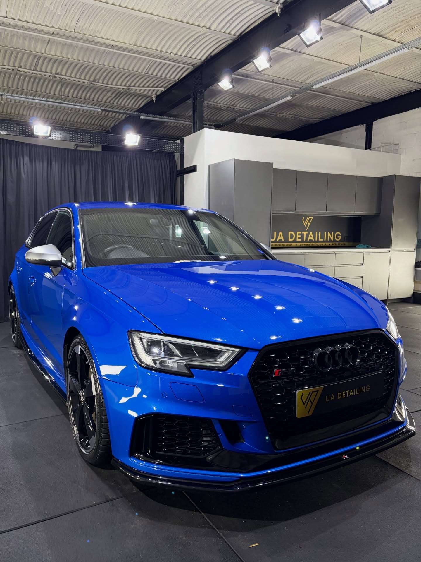 Audi RS3 ๐ฉ๐ช
Another collaboration with our good friends at @carreraspecialistcars. Full detail and preparation carried out on this โAra Blue Crystalโ RS3 prior to the customer collecting it from Birmingham. Following extensive machine polishing, the paintworks metallic flake had to be seen in person to fully appreciate its radiant beauty. One of the most striking automotive paint colours ever made. The finished article was locked in with a durable ceramic coating to ensure the car looked great for years to come for its new owner.
- Minor Correction Detailโ
- 3 Year Ceramic Paint Protection โ
- Engine Bay Cleaned and Dressed
- Interior Detail
โโโโโโโโโโโโโโโโโโโโโ โโโ โโโ โโโ
๐ 07739916848โ
๐ง info@uadetailing.co.ukโ
๐ www.uadetailing.co.ukโ
๐ Fully insured, CCTV and alarmedโ
๐ Unit 4 Brown Street North, Renfrew PA4 8HWโ
โโโโโโโโโโโโโโโโโโโโโ โโโ โโโ โโโ