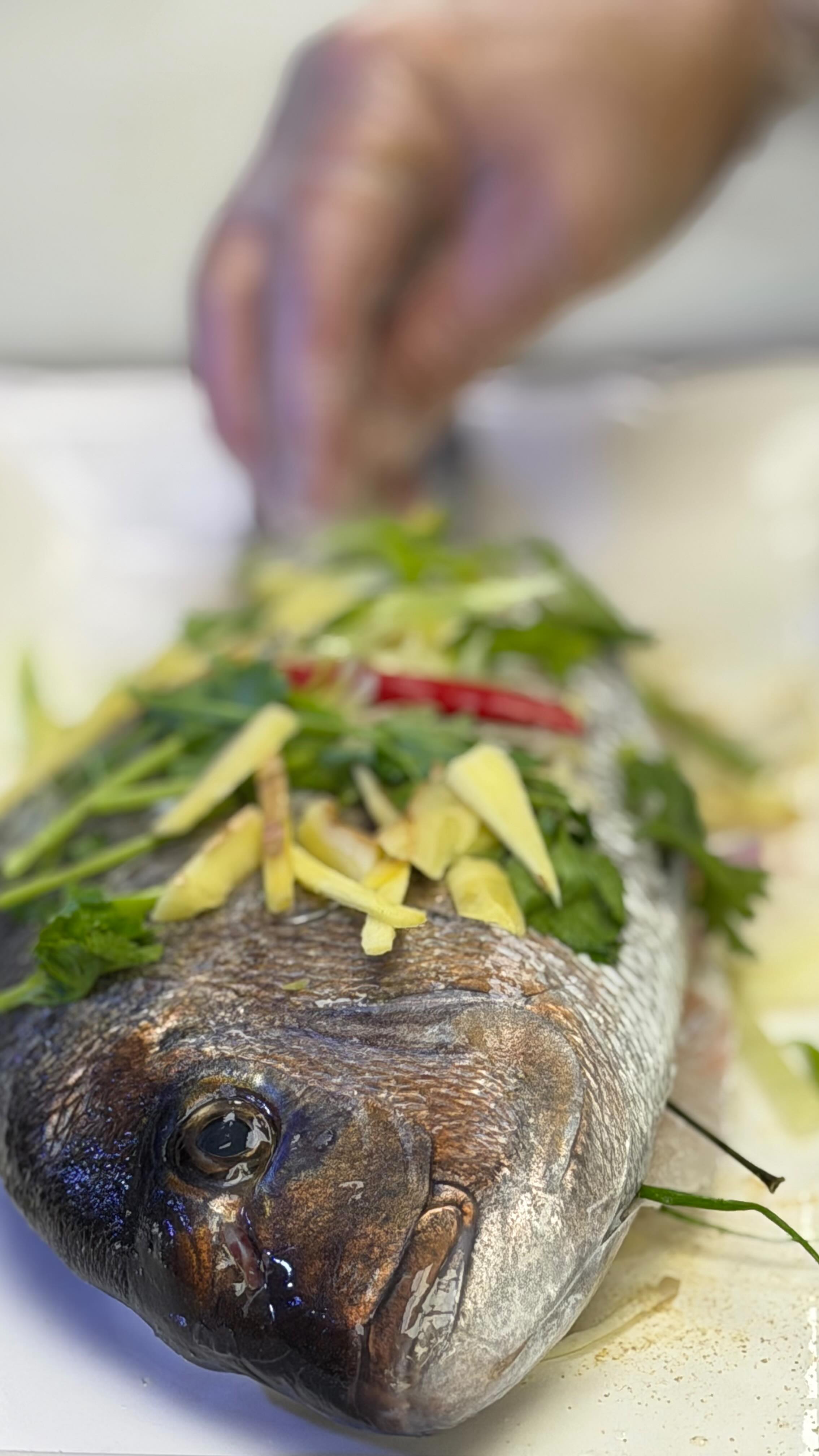 Steamed WHOLE Snapper Chinese Style ❌SOLD OUT❌
Not to worry! We still have Steamed Snapper Chinese Style, just not the whole fish.
We’ll see you this weekend! 🤙🏽
#lunarnewyearspecials #unclesfmbarandgrill #chinesestyleredsnapper #freshfishdaily #pearlridgemall