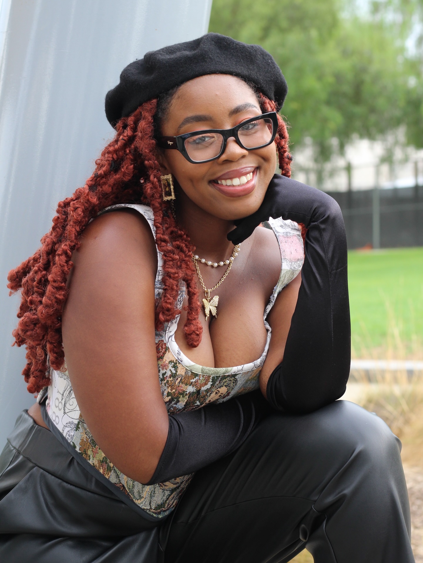 Treat yourself with a styled shoot this season, because YOU deserve to feel like the main character. ☺️
We’ll pick out a cute outfit (or two) from your closet, choose a convenient location, and snap some photos for your posting pleasure.
Model: @_xoxociara
💖 DM or email for inquiries. 💖
#stylist #fashionstylist #personalstylist #wardrobestylist #photoshootideas