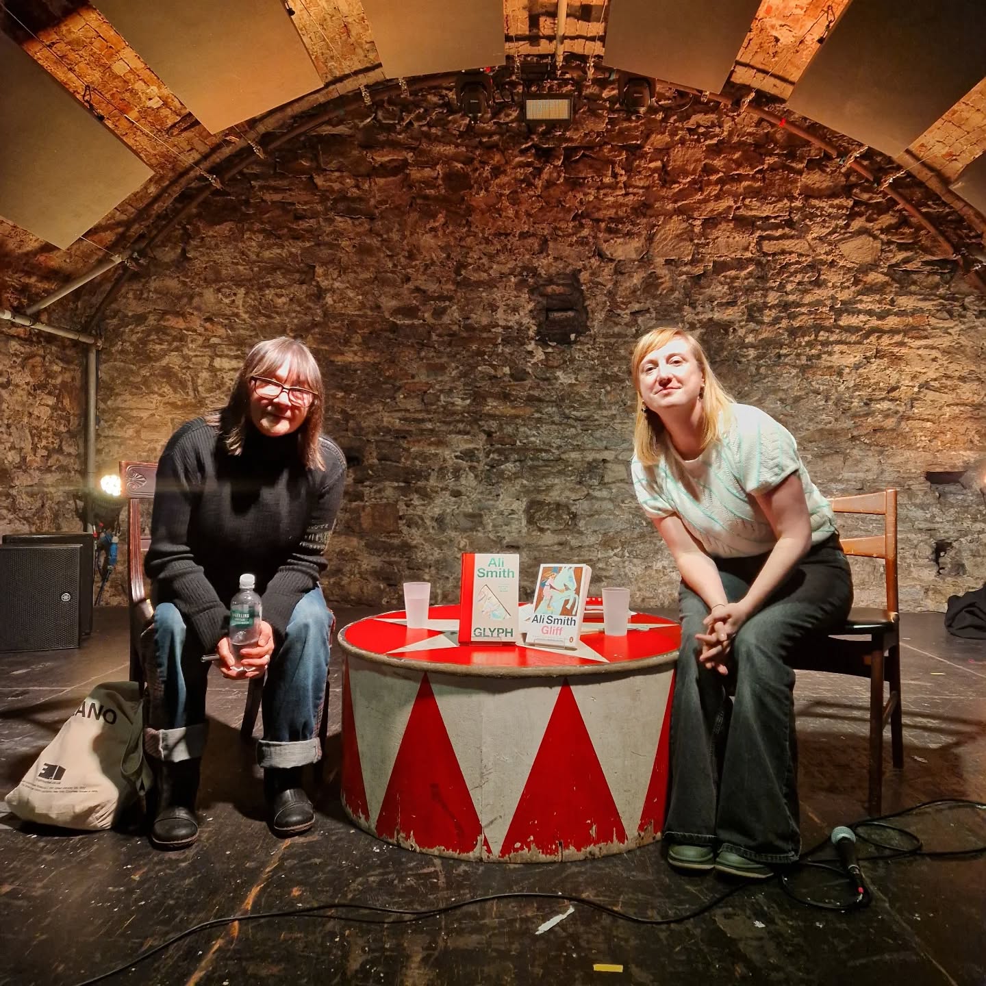 Ali Smith! What a complete and utter joy.
While we disagreed on her genius status (us very much for but she wasn't having it), we stand by it.
Despite the Beatles sing-a-long not quite getting off the ground, we had the best time.
We talked novels, siblings, connecting ideas, the need to speak out, the flattening of ourselves and the world, and how, why and where she writes. Thank you to Ali for her time, warmth, generosity and insight.
Thanks to the audience for coming out and joining the conversation.
We've got lots of pans in the fire for our upcoming events. Sign up for our newsletter to get the announcements. Link in bio.
Thanks to @locoklub for taking care of us.
See you all at the next one.
#authorevent #authortalk
#indiebookshop #bristolbookstagram #bristolbookshop