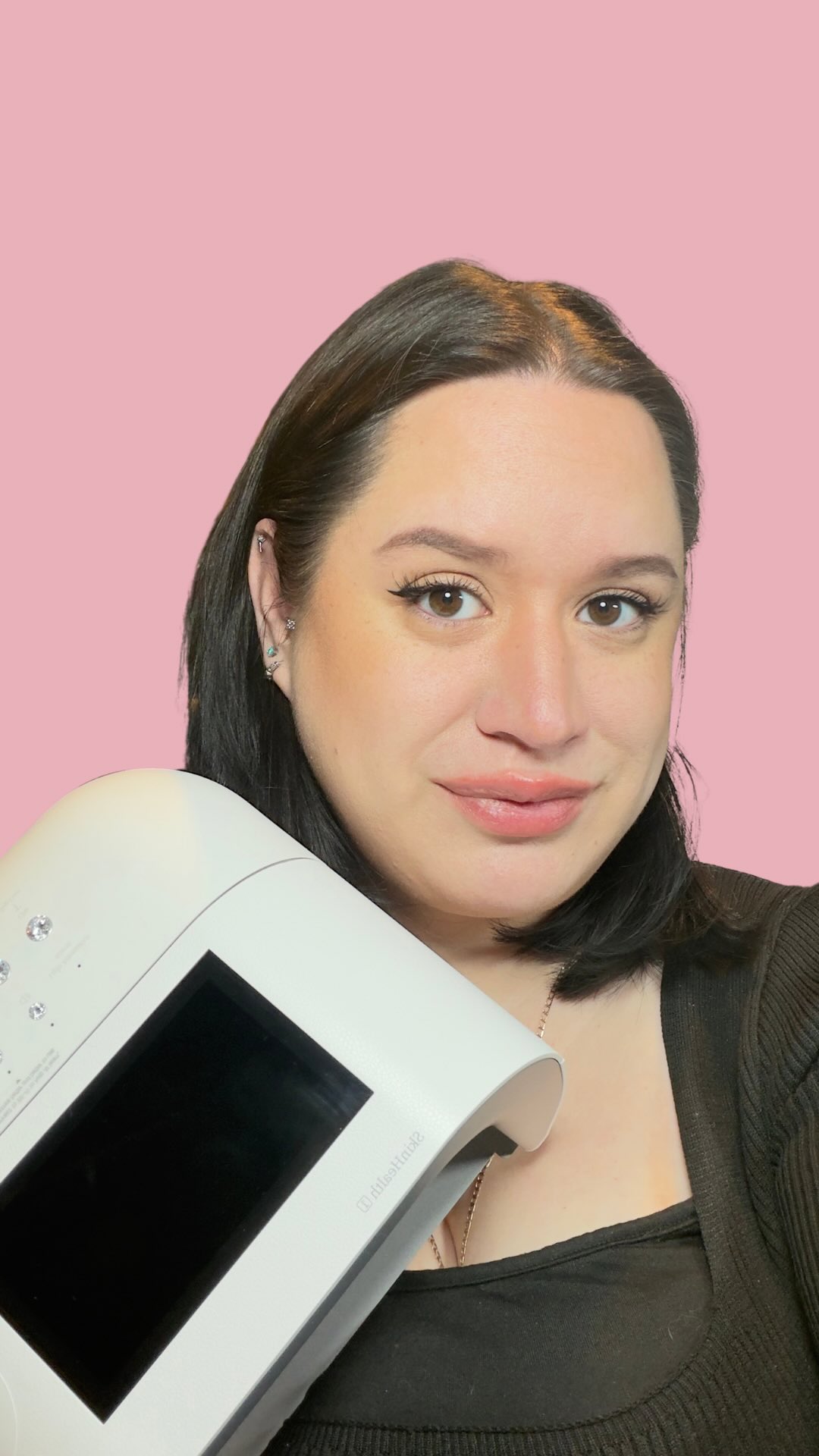 Let’s review my gifted @onail_official AI Nail Lamp. For the full review visit my YT channel. I will pop the link in the stories. #ainaillamp #onail #nailtech #naileducator #naillamp