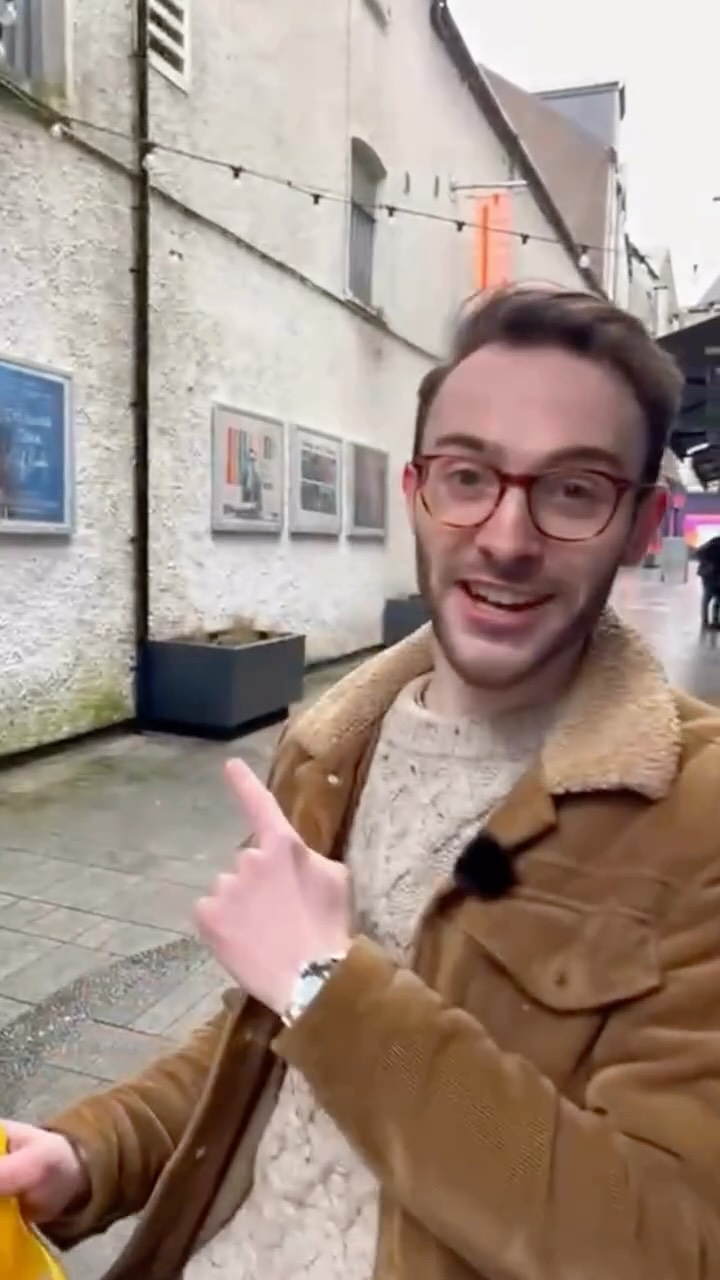 TOMORROW 8pm SCRATCH!
Do you have a new work-in-progress that you want to showcase? Sign up now to perform up to 10 minutes of your work at our new Scratch night! A night of casual, multidisciplinary sharings at the CTC Studio 💥
The event is Free and BYOB but we recommend a cash donation to our performers ❤️