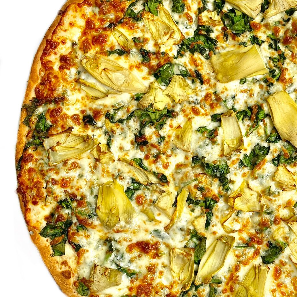 Spinach & Artichoke Pizza 🍕😋😋😋 #jpspizza #jpspizzaandgrill #pizza #pizzeria #spinach #artichokes #spinachartichokepizza #thincrust #thincrustpizza #wilmette #wilmetteillinois