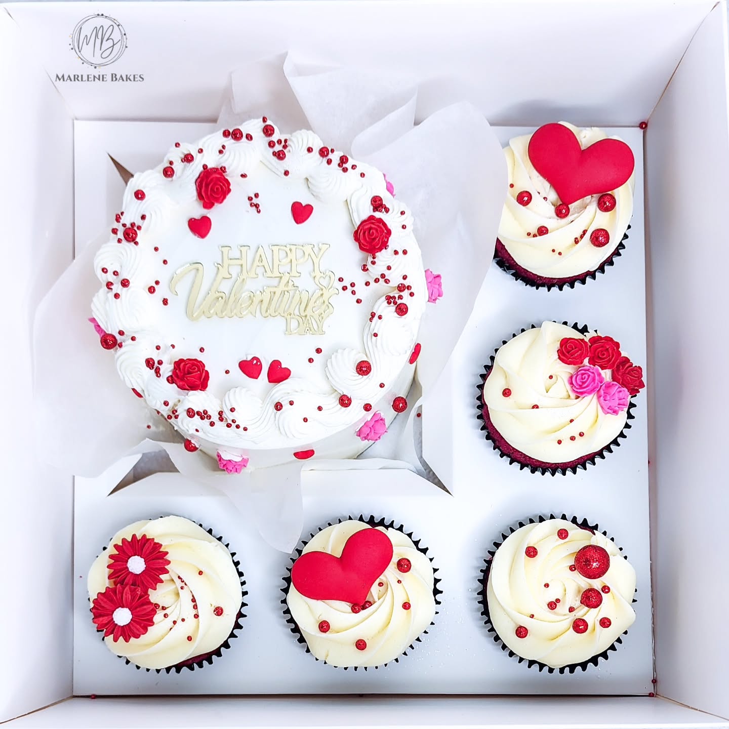 The love of Delicious Red Velvet Cake โค๏ธ
#valentinesday #ValentinesCake #valentinesdaygift #2026Bakes #Marlenebakes