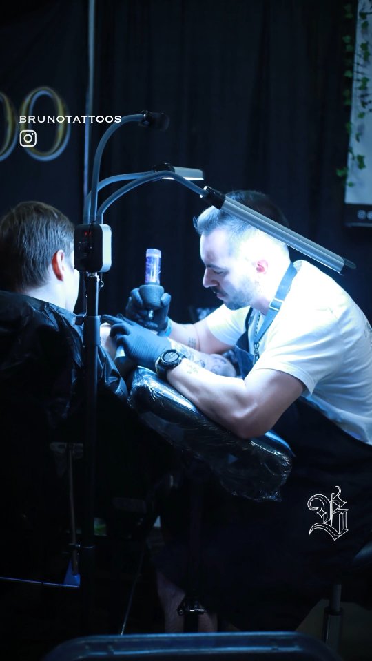 Star of Texas Tattoo Convention — 2026. 🖤
Three full days of tattooing, reconnecting with old friends, making new ones, and being surrounded by so much talent and good energy. Conventions always remind me why I love this craft.
I had the honor of working all three days and finishing some awesome pieces while also starting new long-term projects I’m really excited about.
Huge thank you to my clients:
🌺💀Joseph
🐺 Aiden
🪲 Jay
Your trust means everything.
Thank you to everyone who stopped by to say hi, watch me work, ask questions, connect, or just grab a free sticker. Every conversation, every handshake, every moment matters.
Special thanks to @mariana_rimoli_tattoo for inviting me to split the booth.
@babaxx11 and @laddtattoos for sharing the space and the experience.
Huge shout out to my amazing studio @AuraIV_tattoo for showing up strong and representing next to us all weekend.
Grateful. Motivated. Inspired.
See you at the next one. 🖤💀
#StarOfTexasTattooConvention #TexasTattooConvention #TattooConvention #AustinTattooArtist #BlackAndGrey