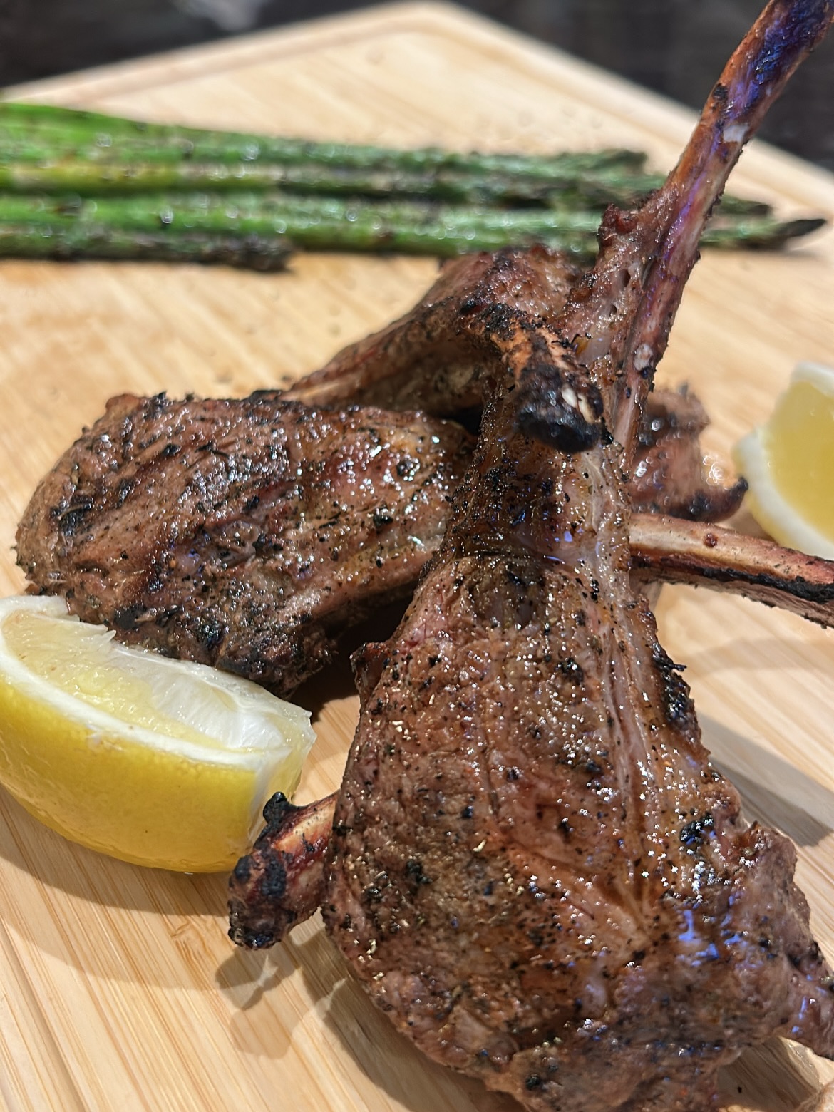 Grilling is our thing! 🔥
#authenticgreekcuisine #meatlovers #greekfoodtoronto #etobicokerestaurants