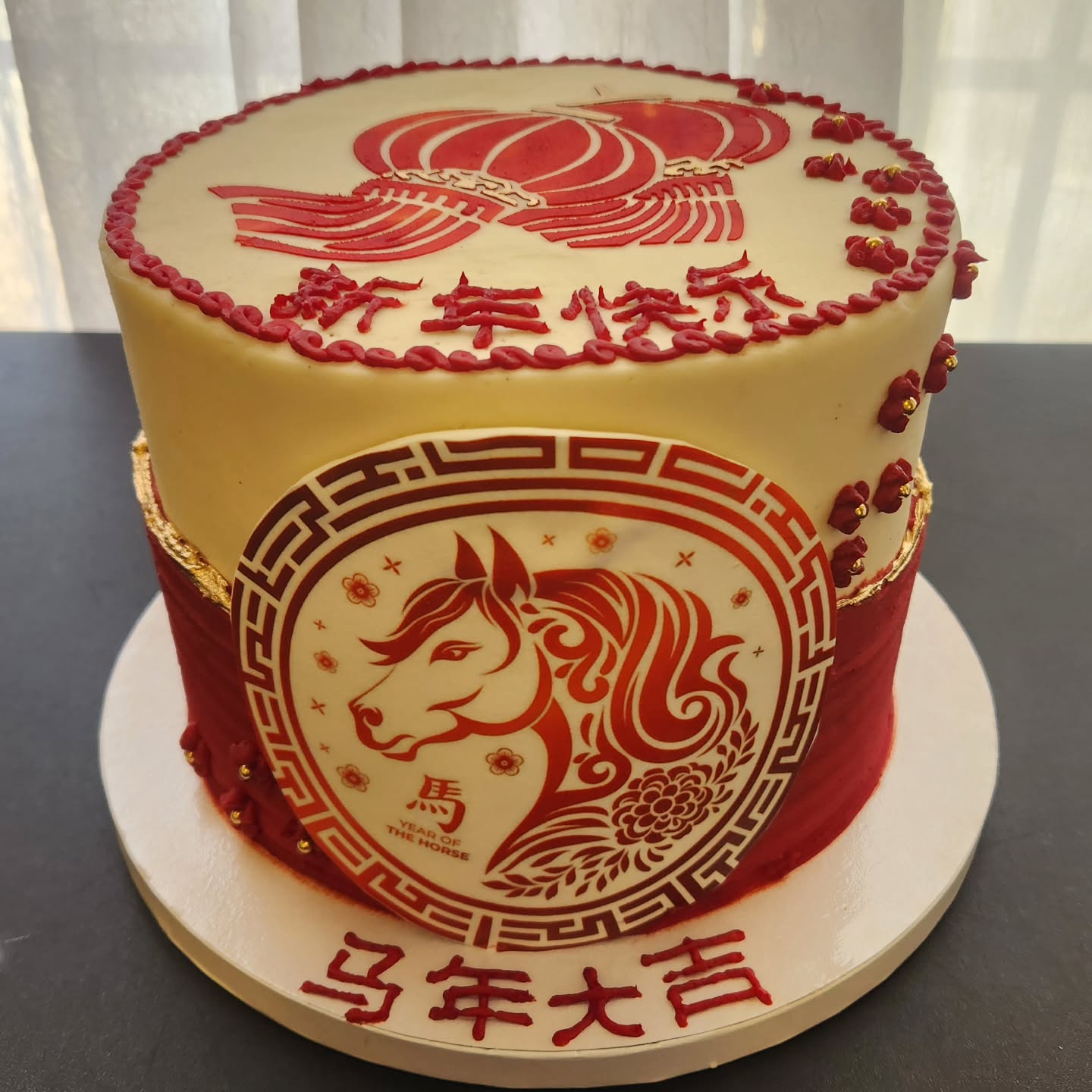 Happy Chinese New Year đ§§â¨
Welcoming the Lunar New Year with bold reds, meaningful details, and a little extra sweetness đâ¤ď¸
This custom design celebrates the Year of the Horse with traditional patterns and wishes for prosperity, luck, and happiness in the year ahead.
Wishing you a year filled with success, joy, and of course⌠delicious desserts! đĽŽđ
#ChineseNewYear #LunarNewYear #YearOfTheHorse #GongXiFaCai #CustomCakes CelebrateWithCake AtlantaBaker FestiveDesserts