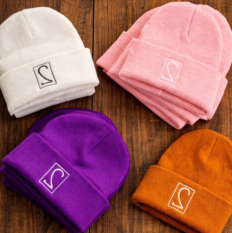 Embroidered knit beanies for @_sanproject_
Quality you can feel. Detail you can see 🪡🔥
