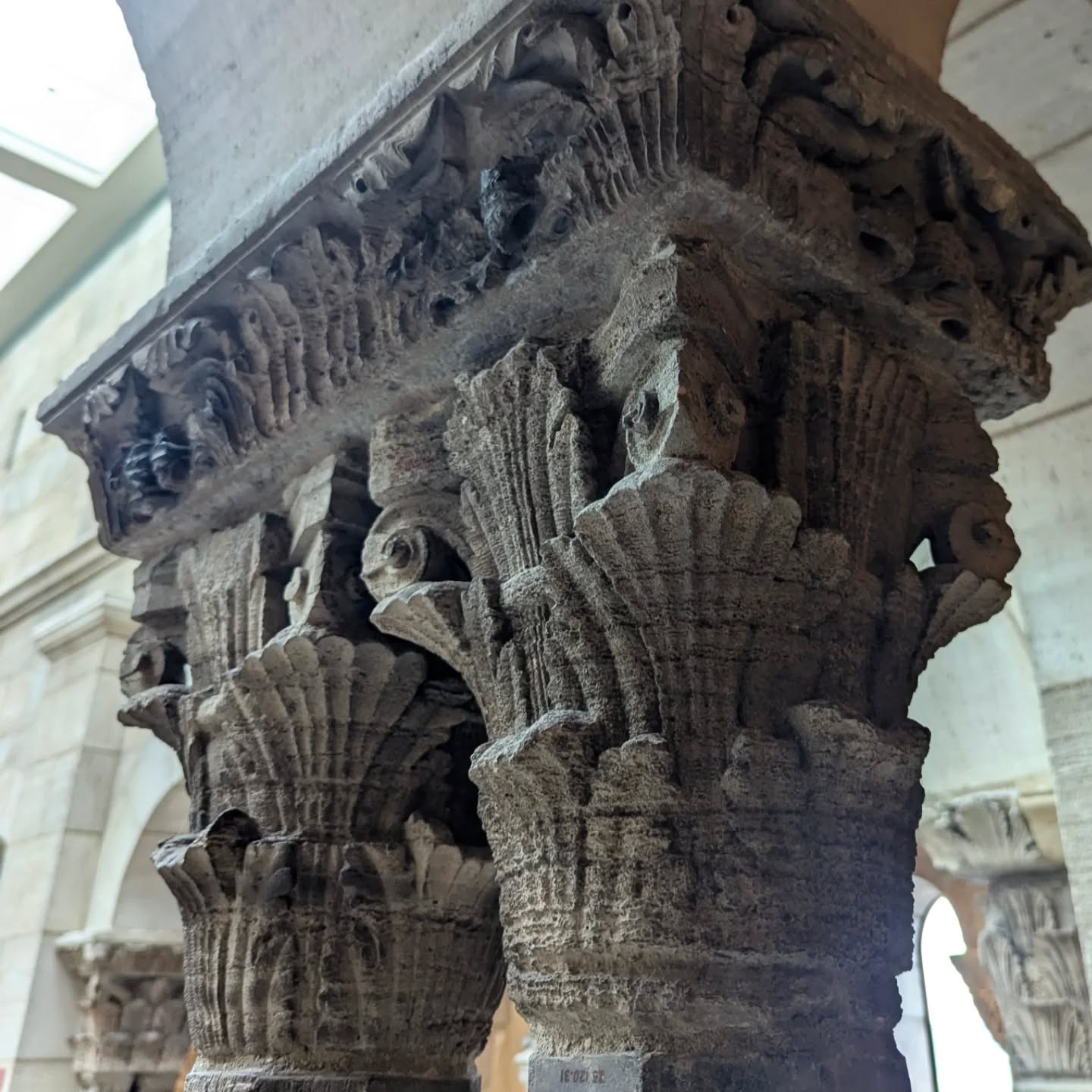 Architectural highlights from the Cloisters. ✨
#fieldtrip