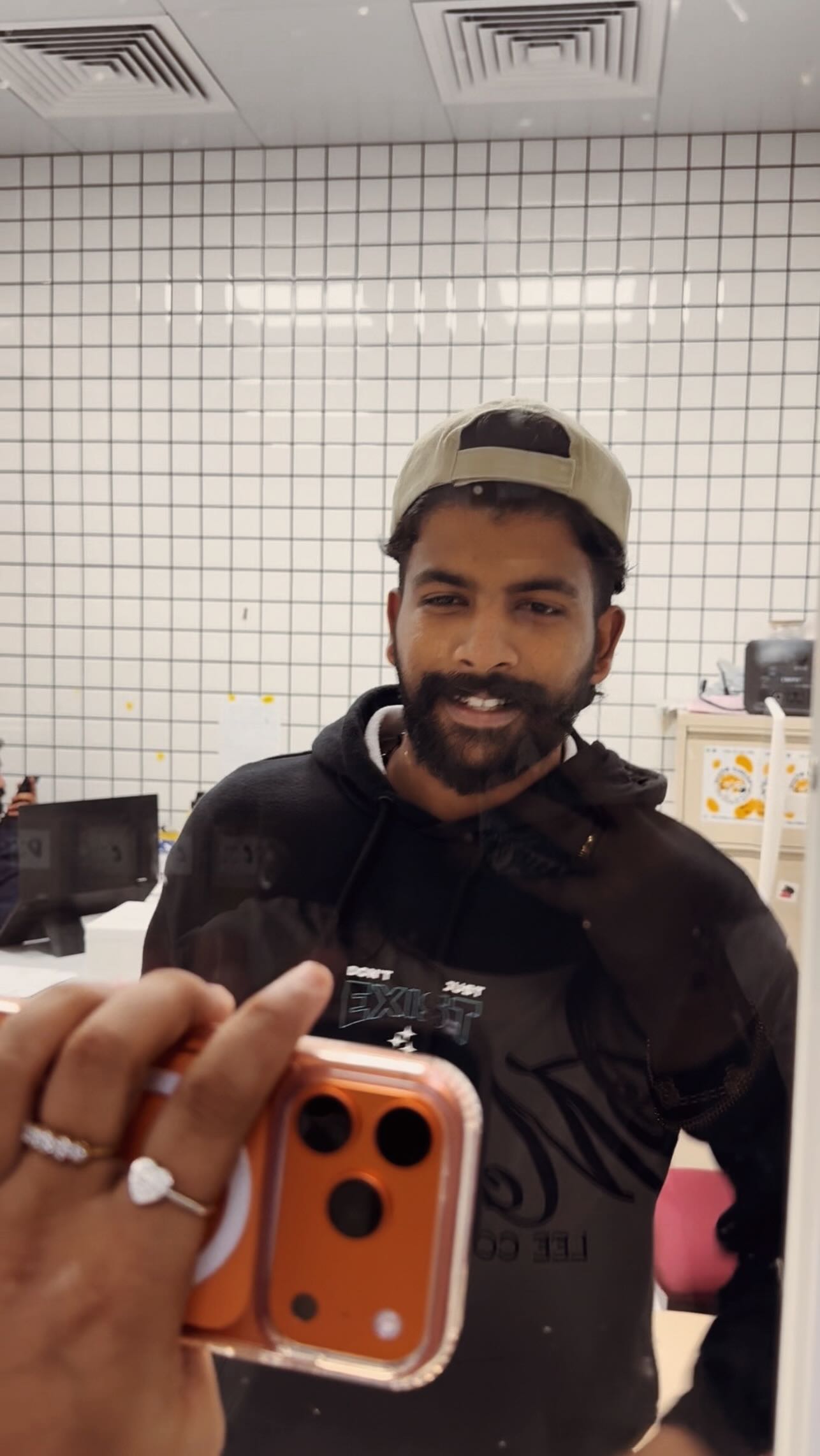 Sometimes it is like that
#viral #officehumor #explorepage #workstress #workjokes