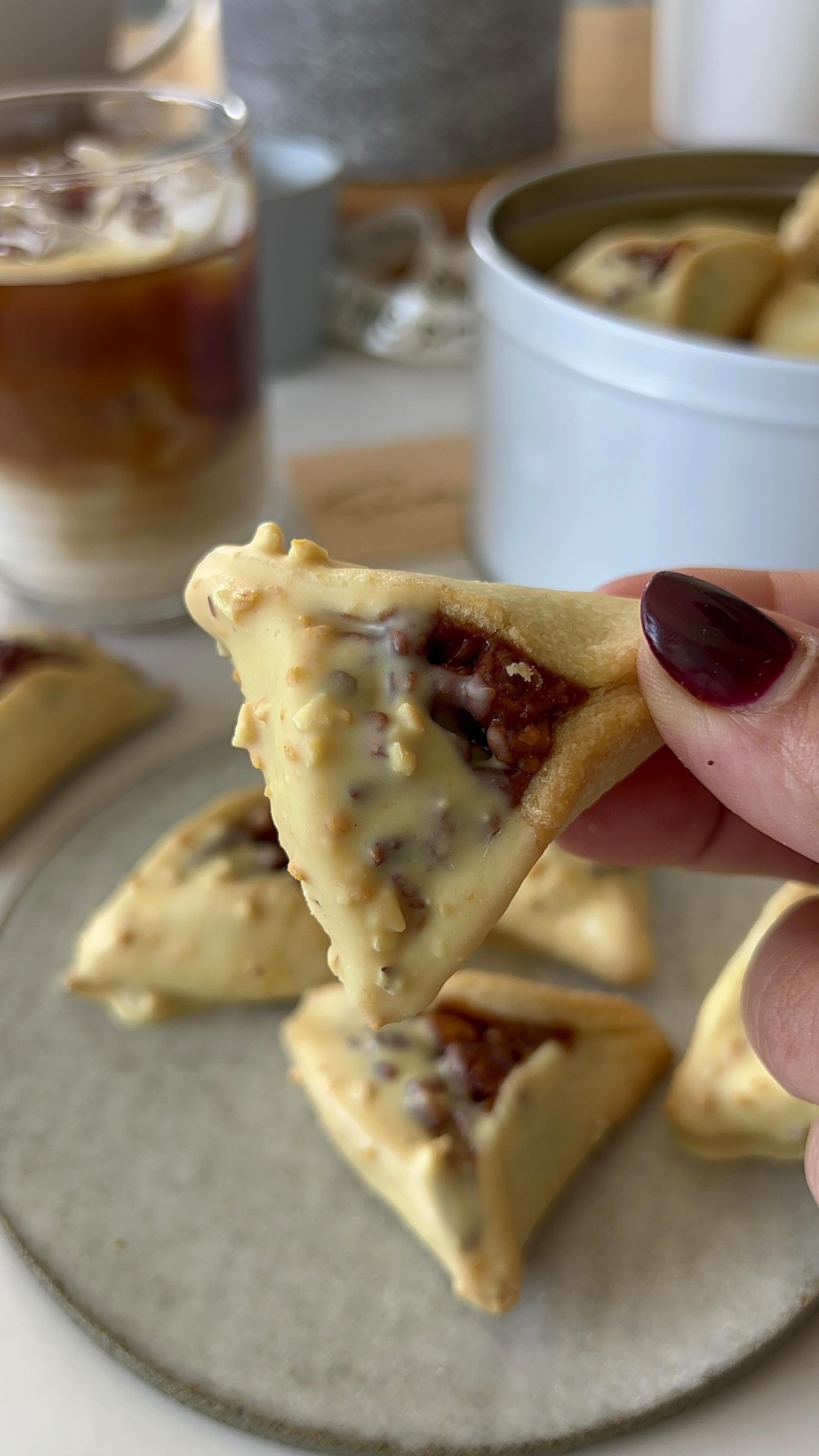 אוזני המן טופי פקאן בסגנון פאי פקאן
בציפוי בלונדי,ובגדול האוזני המן הכי טעימות שהכנתי (וטעמתי)
חלומיותתתת בקיצור תכינו תפנקו במארז כזה למשלוחי מנות לצד כוס קפה ☕️ 🤎