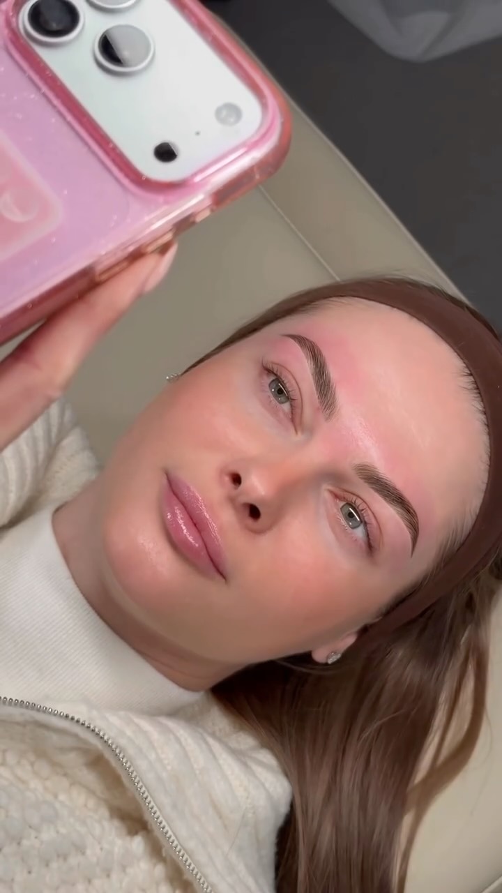 @darya is ready for Dubai ✈️ 🌞
#BrowsOnFleek
#HappyBrowsHappMe #Hairstrokesmünchen #powderbrows #powderbrowsmünchen #ombrebrows #ombrebrowsmünchen #permanentmakeup #permanentmakeupmünchen
#browlift
#lashliftmünchen #phibrowsmünchen #browliftmünchen #münchen
#munich#nails #nägelmünchen #cosmetics
#cosmeticmünchen