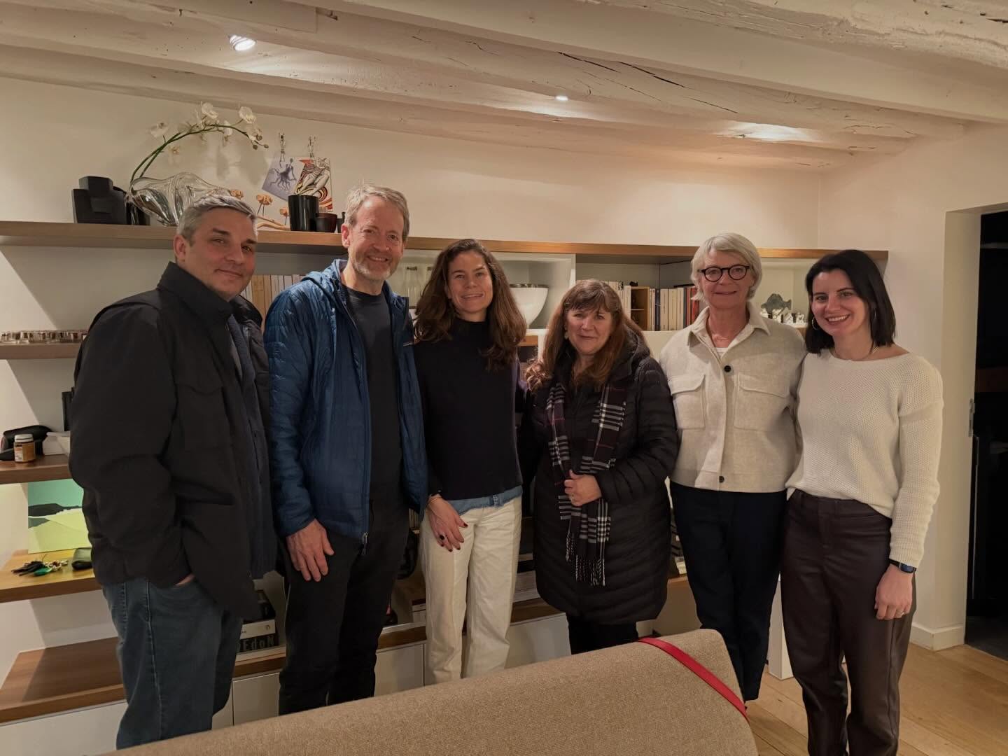 Laissez les bons temps rouler! Celebrated Mardi Gras a few weeks early at Wine Paris and touring around one of our favorite places. 👑⚜️🇫🇷 Surprise cameo from @hedgeswine and special thanks to Ben. ❤️
@ledomaine_dhenri
@hautbourg
#domainedesparettes
@borgopaglianetto
@francescorinaldiefigli