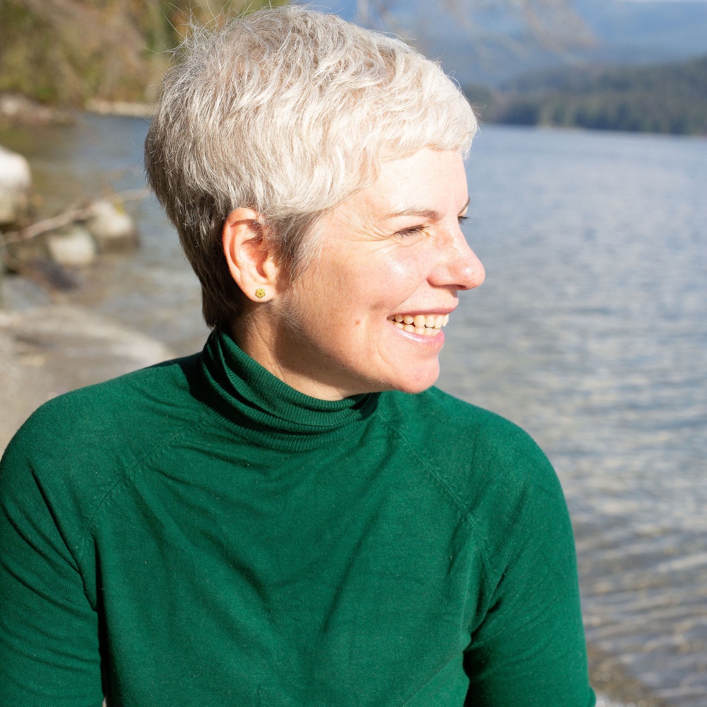 Well I have been working on little project over the last year. After many, many months I am ready to share my creation @evie_skincare a skincare line using Chinese herbal extracts to hydrate, brighten and soothe the skin. #naturalskincareproducts #chineseherbs #doctoroftraditionalchinesemedicine #traditionalchinesemedicine #plantbasedskincare