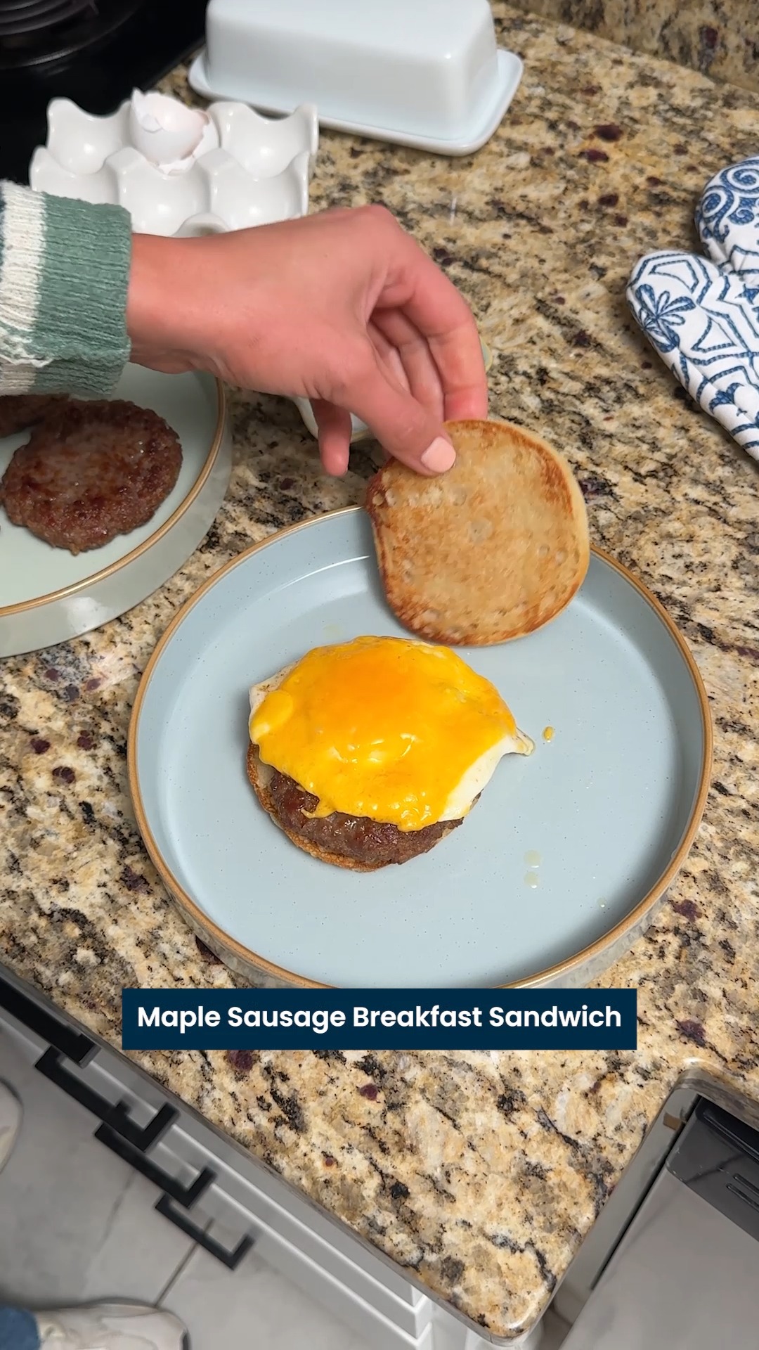 Beauty routine? done. protein goals? also done.
delicious, nutritious & budget-friendly pork sausage
breakfast sandwich? always.
Taste What Pork Can Do.® (link in bio)
