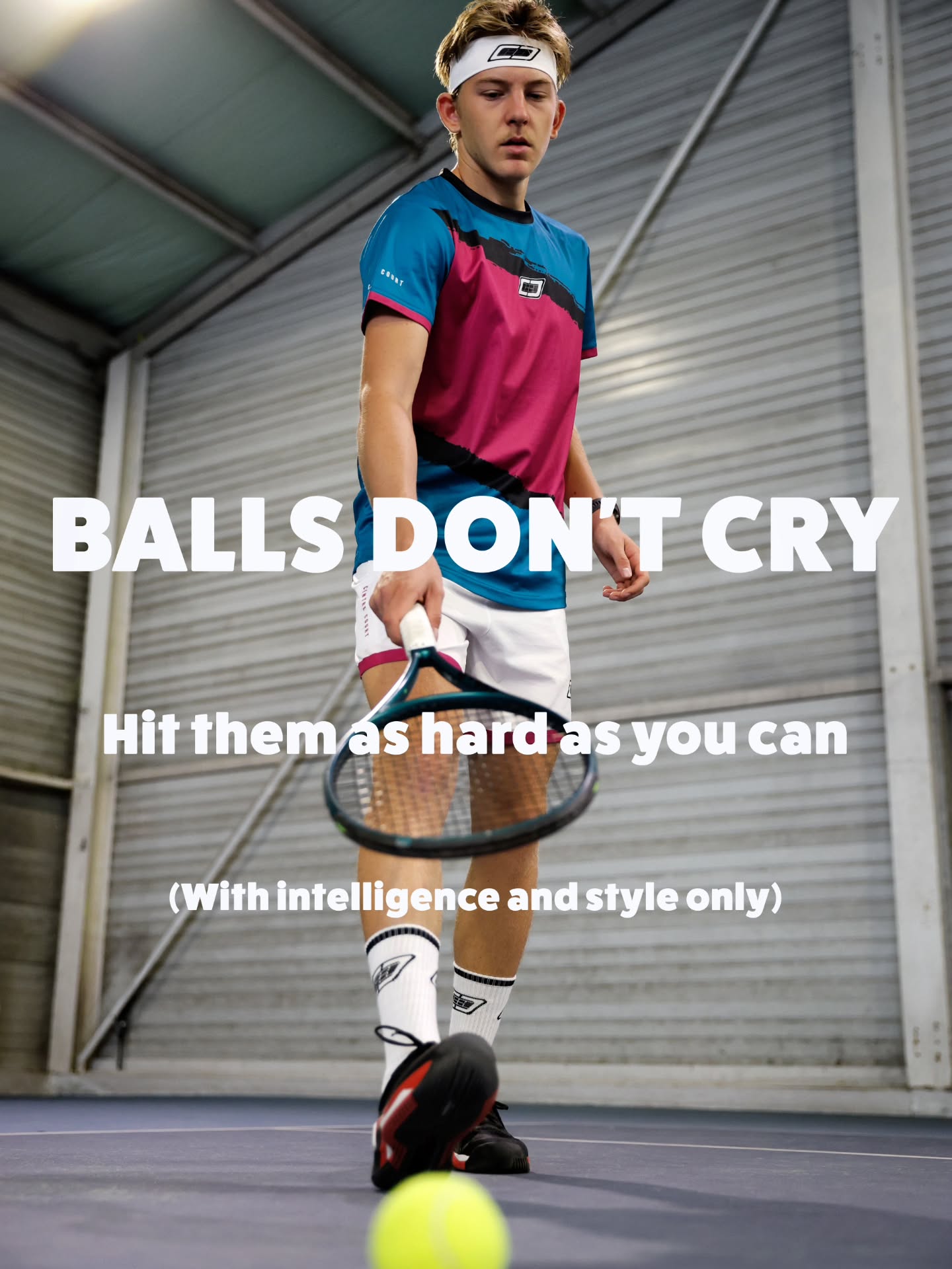 VOUS AVEZ LES BASES ?
RETROUVEZ TOUS LES PRODUITS CENTRE COURT SUR NOTRE SITE.
ROCK'N'ROLL TENNIS IS NOT DEAD 🎾🎸
WWW.CENTRECOURT-TENNISAPPAREL.COM
CENTRE COURT TENNIS APPAREL EST UNE MARQUE FRANÇAISE 🇫🇷
ALIUS porte la tenue REBEL.
LA CHAÎNE D'ALIUS : https://youtube.com/@aliusytb?si=0_I7E3AhBbNRSozR
🎾 @alius_ytb
📷 @focalefinelle