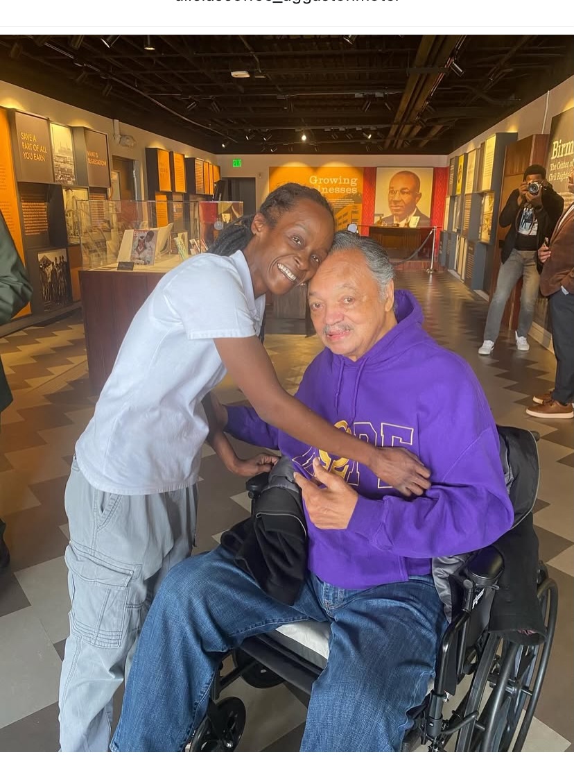 “I am somebody”
It was a honor to meet Rev. Jesse Jackson!
We will keep hope alive ❤️!
Rest in power! We got it from here