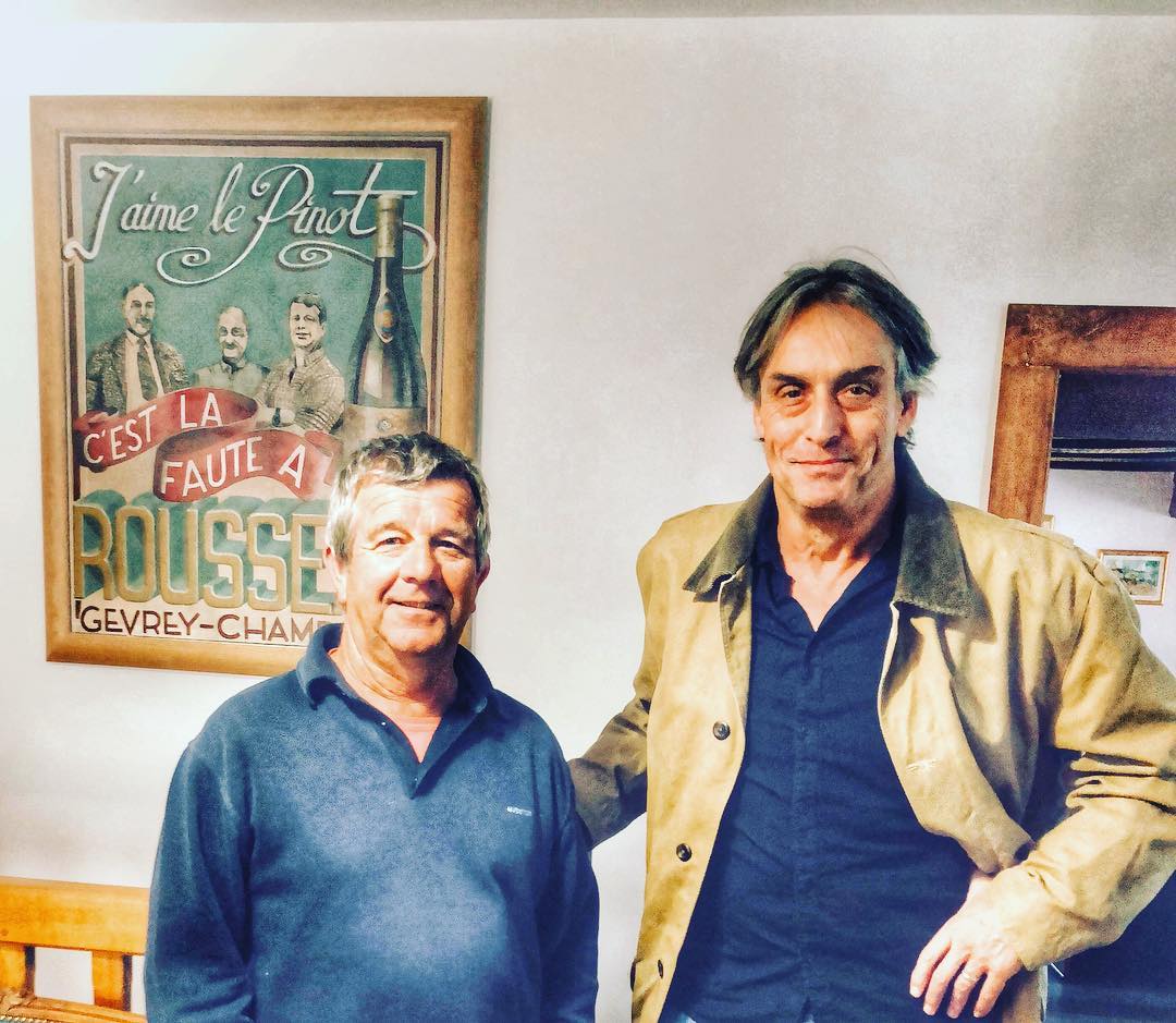 Patience, amour ( du vin ) et longueur de temps ! On est si content et fier d’être désormais allocataire du domaine Armand Rousseau qui nous font confiance ! Merci pour votre gentillesse Cyrielle et Eric !!
#hoteldesbains #wine #vinsplaisirs #gevreychambertin #domainerousseau #bourgogne #chambertin #ericrousseau #bonheur