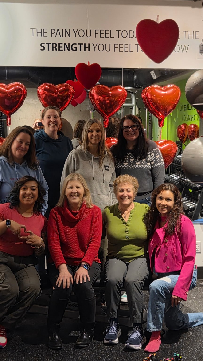 6 weeks.
5 workouts a week.
3 massages.
Countless moments of choosing themselves.
This Love Yourself Challenge was more than movement and recovery — it was commitment, softness, strength, and community.
What a beautiful way to celebrate the day of love… by becoming it. ❤️
So proud of these women.
#loveyourself #community #inclusivefitness #communitystrong loveyourselfchallenge