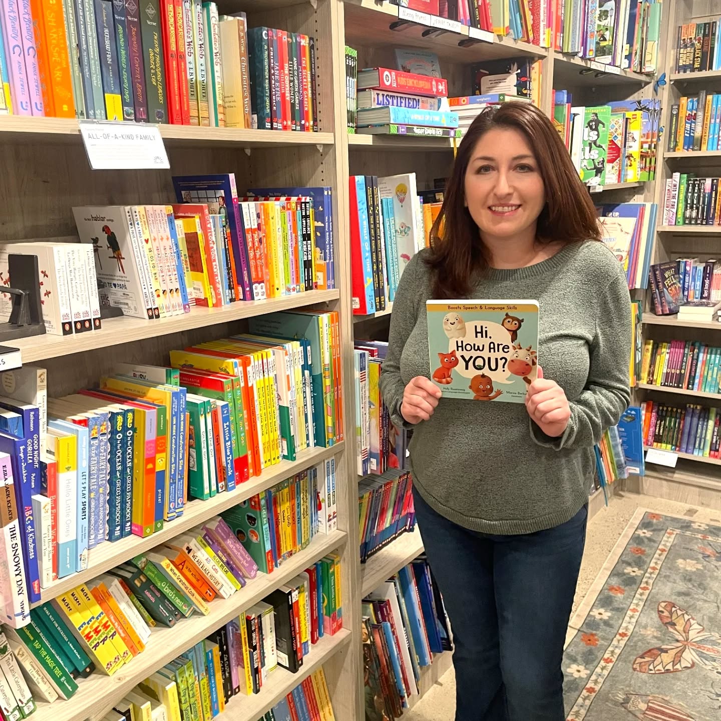 It was so exciting to see my new book on the shelf at @wonderlandbookstagram โจ
Wonderland is an incredible, magical bookstore that's definitely worth visiting if you're in the #DMV ๐๐ป
(I may or may not have left with 5 new books ๐)
