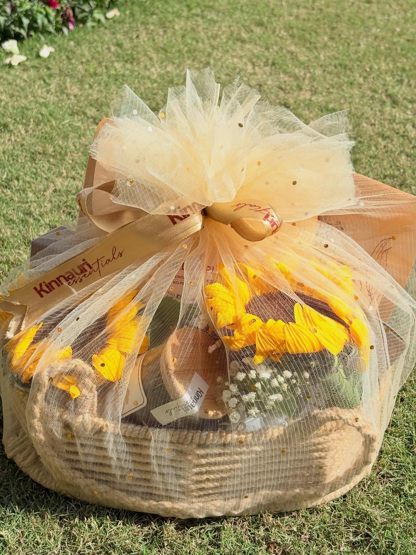 Gifting has taken on a new meaning. It's becoming increasingly considerate of one's well-being. Kinnauri Essentials offers bespoke healthy gift baskets filled with rare, pure, and chemical-free produce.
Reach out to us for healthy gift hampers customised to your choice, catering to all ages, ideal for your loved ones.
From the highlands of Greater Himalayas, grown in small batches, quality that is hand graded delivered to your doorstep.
PS - Can be customized as per your choice .
#artofgifting #healthychoices #gifthampersindia #local #chemicalfree #gifts