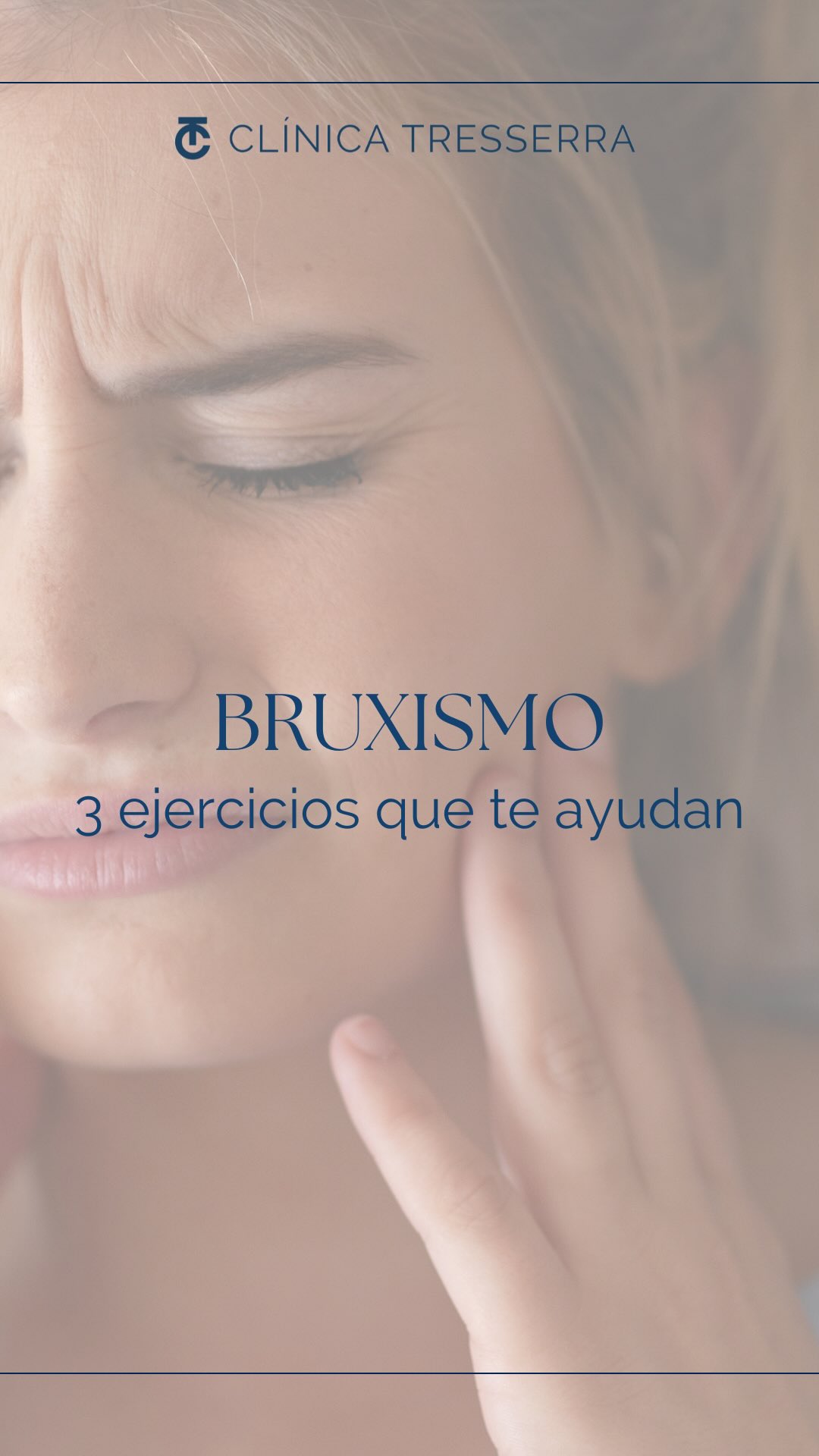 😬 ¿Aprietas los dientes sin darte cuenta?
Estos 3 ejercicios pueden ayudarte si sufres bruxismo👇
1️⃣ Relajación mandibular consciente
Apoya la lengua en el paladar, detrás de los incisivos, y deja los dientes ligeramente separados. Mantén 1-2 minutos respirando profundo.
2️⃣ Estiramiento suave de mandíbula
Abre la boca lentamente hasta notar tensión (sin dolor) y mantén 5 segundos. Repite 5 veces.
3️⃣ Masaje en músculos maseteros
Con las yemas de los dedos, masajea en movimientos circulares la zona de las mejillas durante 1-2 minutos.
⚠️ Estos ejercicios ayudan a reducir tensión, pero no sustituyen una valoración profesional.
💬 ¿Sabías que el estrés es una de las principales causas del bruxismo?
📩 Guarda este reel para practicarlo antes de dormir y compártelo con quien lo necesite.
#Bruxismo #DolorMandibular #SaludBucal #ClínicaTresserra #PrevenciónDental
