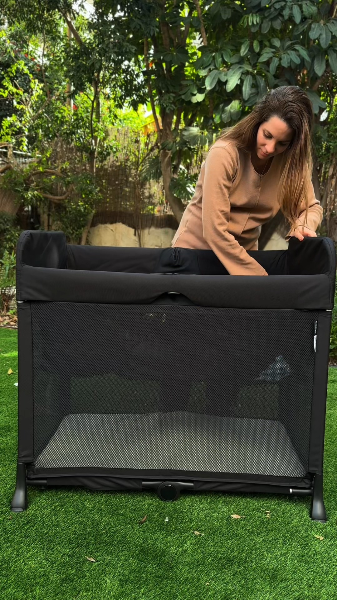 בכל זמן, בכל מקום, בוגבו סטארדסט אתכם.
בבית, בגינה או בפארק, בחופשה משפחתית וגם אצל סבוש וסבתוש הבייביסיטר.🐣 מתאים מגיל לידה
🐣 אחסון קומפקטי ונוח
🐣 בד אוורירי לזרימת אוויר אופטימלית וקשר עין
🐣 רגליים רחבות ליציבות אולטימטיבית
🐣 4 שנות אחריות*
*ברכישה ממשווק מורשה בלבד, מותנה ברישום באתר בוגבו