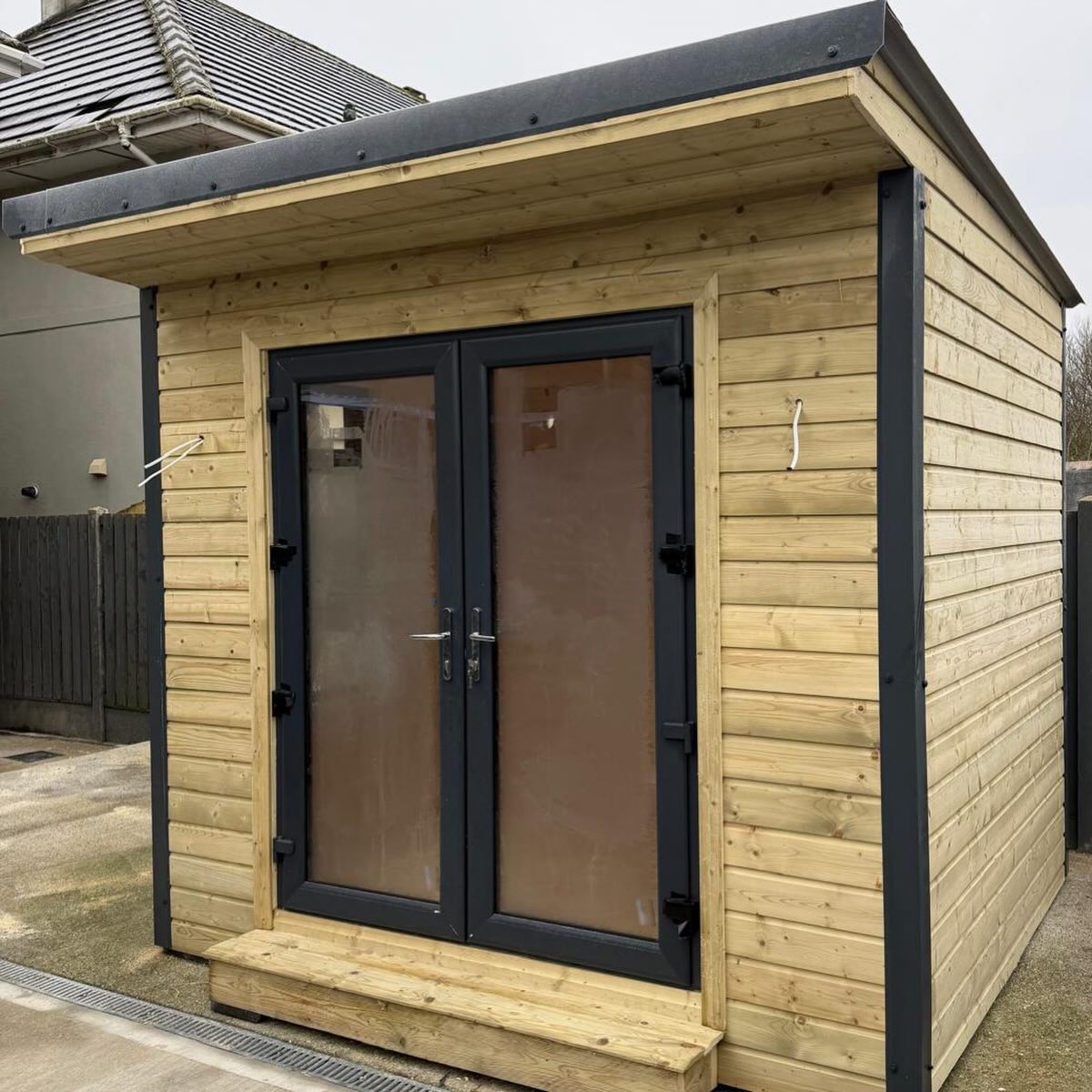 10x8 foot completed today - our most popular small home office size. Fully insulated with 100mm in floors, walls and ceiling. 2100x1800mm French door and 1500x600mm window in the side - A rated double glaze PVC. Wired for all sockets and lighting. Send a message for more information #morantimbercabins #officepod #homeoffice
