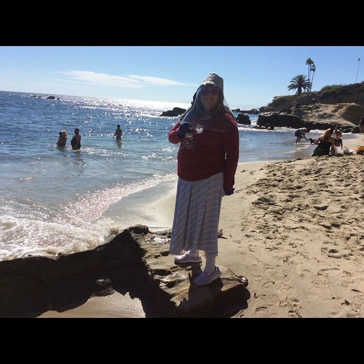 Christmas is only 15 days away! Merry Christmas!
Patient Lizzy having some fun the the sun at the beach!