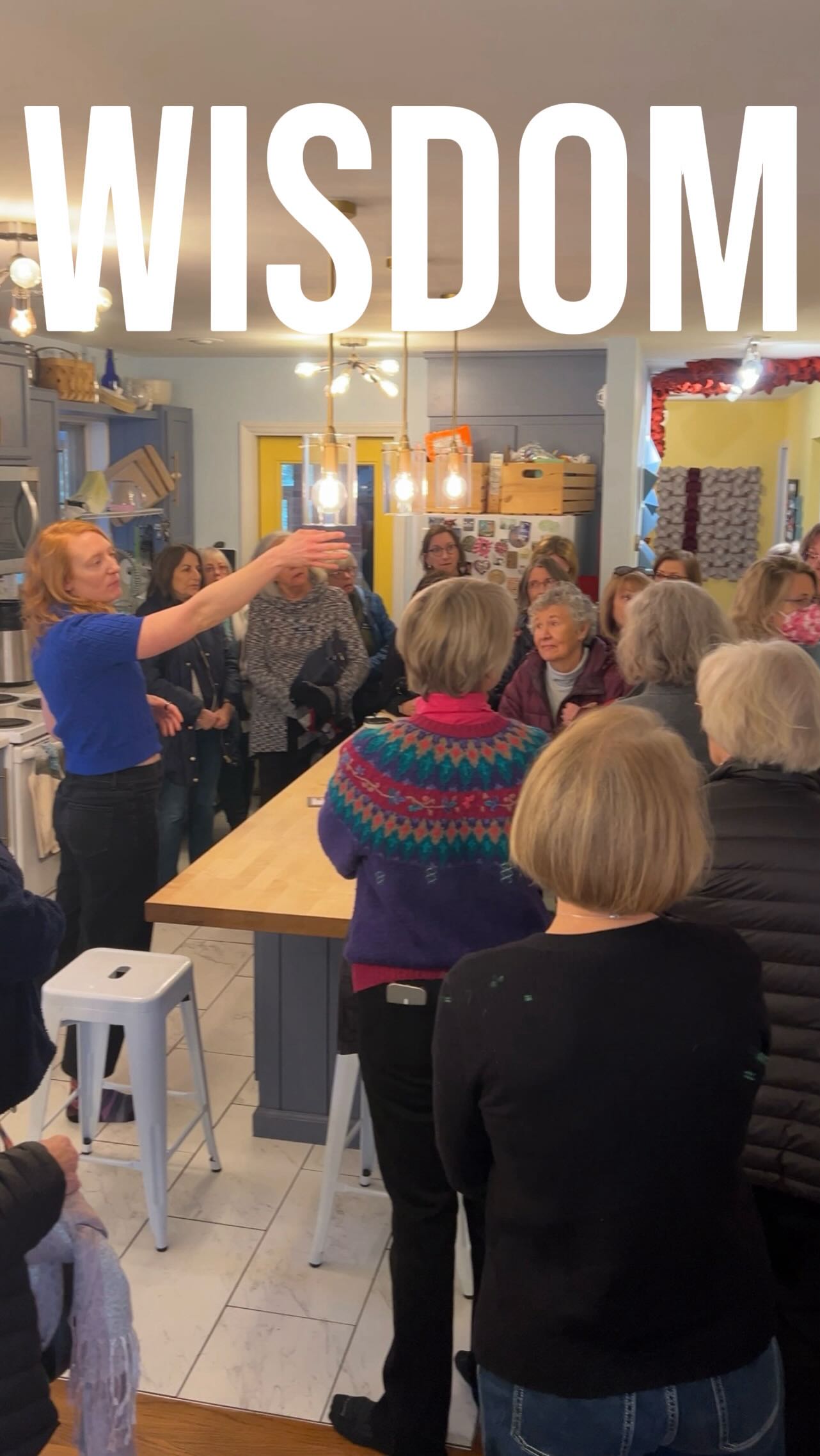 ADORED this visit from the #Duke Campus Club. Heart is full, thank you to these wonderful women for all the kind words and encouragement. I feel the love! 🥰
#womenwhocreate #creativecommunity #womeninart #intergenerational