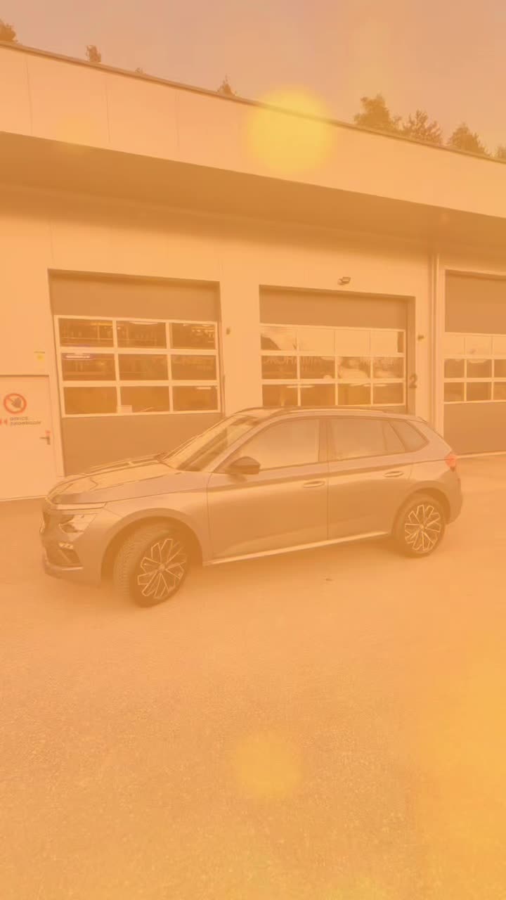 Winterreifen➡️➡️➡️➡️
Falken Hs02 on Skoda Kamiq❄️
🏁High Performance Reifen
🏁Alufelgen
🏁Felgenzulassung
🏁Waschanlage
🏁Innenreinigung
🏁Chiptuning
🏁Keramikversiegelung
🏁Achsvermessung
🏁 Fahrwerk Tuning
🏁Thor Soundbooster
🏁 Collaudo
🔌Talaria Sting
infos + Termin unter:
📧 info@pneuscenter.com
📲3486966069 ☎️0472888048
www.pneuscenter.com
➡️jetzt Neu in Rodeneck Handwerkerzone Rienzstraße 21 👍
der private Reifendienst mit eigener Portal Waschanlage 24H geöffnet
💎💎💎💎💎💎💎
#winterreifen #skodakamiq #carwash #falkentires #rodeneck