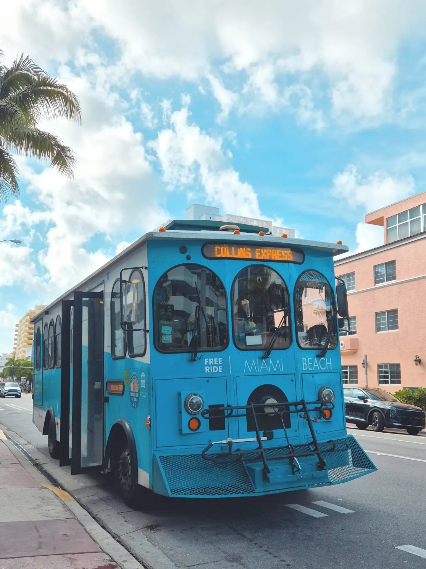 Bright Art Deco mornings to neon-lit nights on Española Way — this city never quit on me.
The Miami you think you know is only half the story- there's more to the reality, the diversity or the soul of the city.