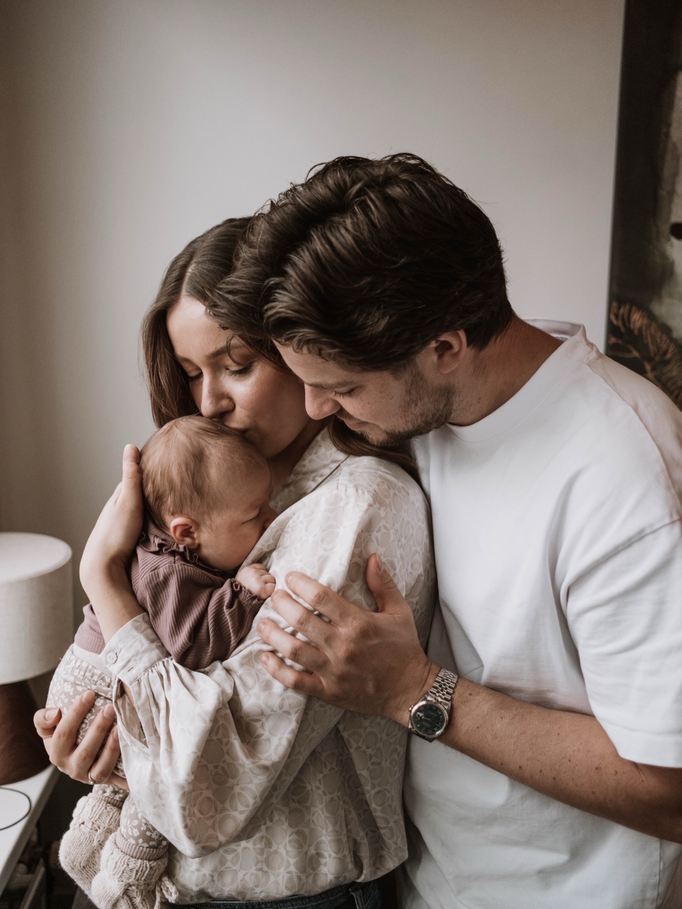 Kleine cleo🤍
De afgelopen weken mocht ik super veel kleintjes vastleggen! Niet altijd mag ik de beelden delen (dit snap ik ook heel goed), maar des te leuker wanneer ik wel beelden mag delen!