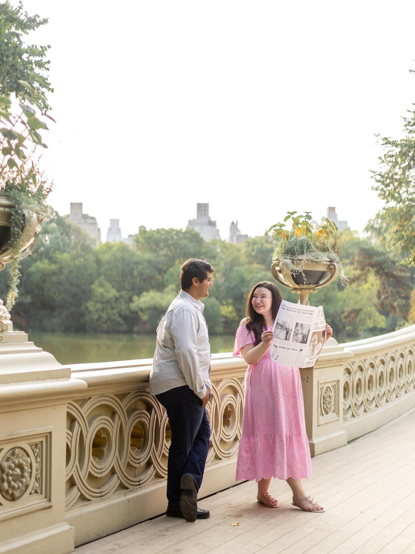 Absolutely loved these baby reveal photos and the little newspaper prop! 🍼📰