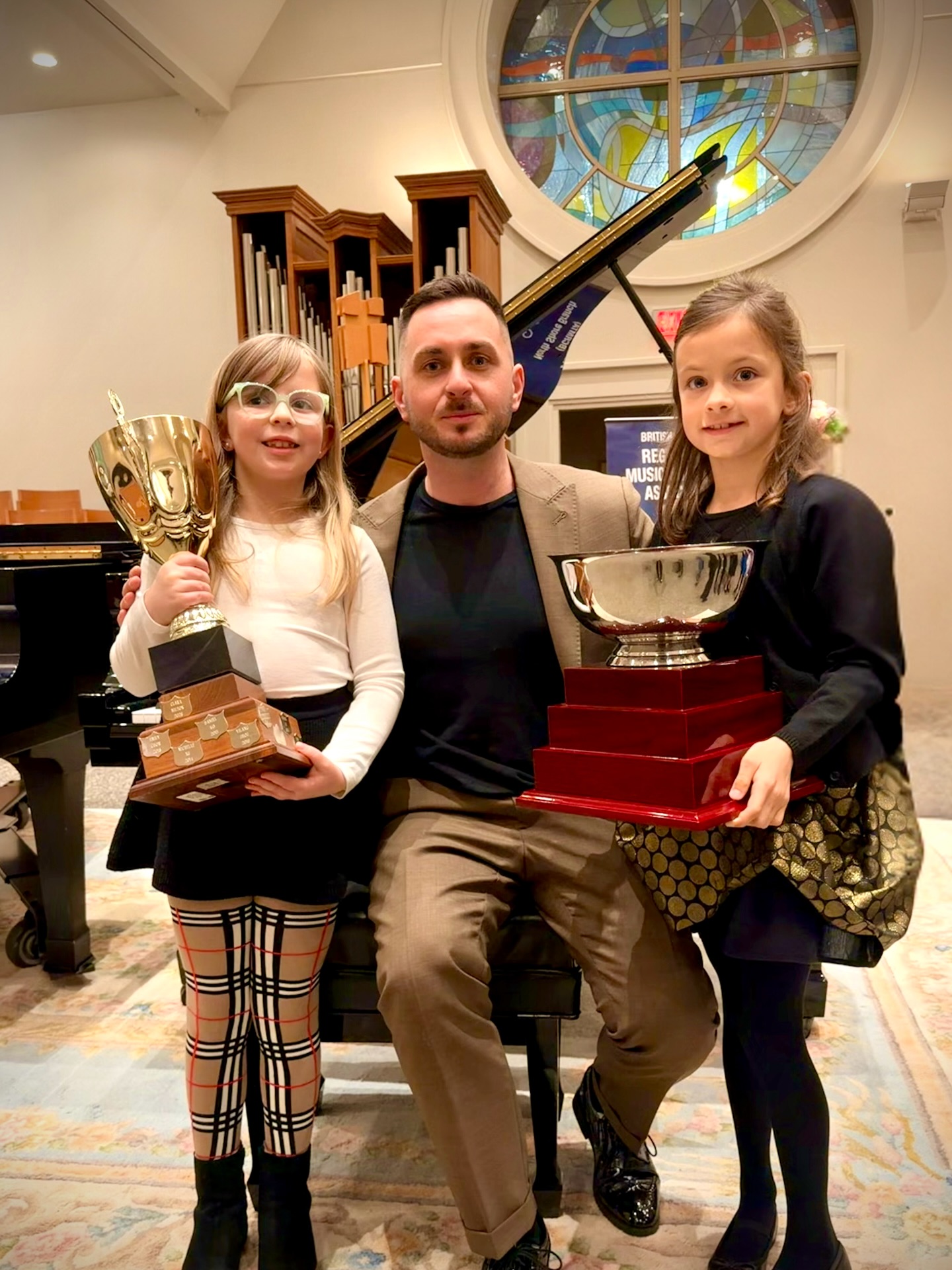 Hard work, courage, and music coming together at the Winners Recital of North Shore Piano Festival.
My heart is full of pride and gratitude. 🎹🏆💕