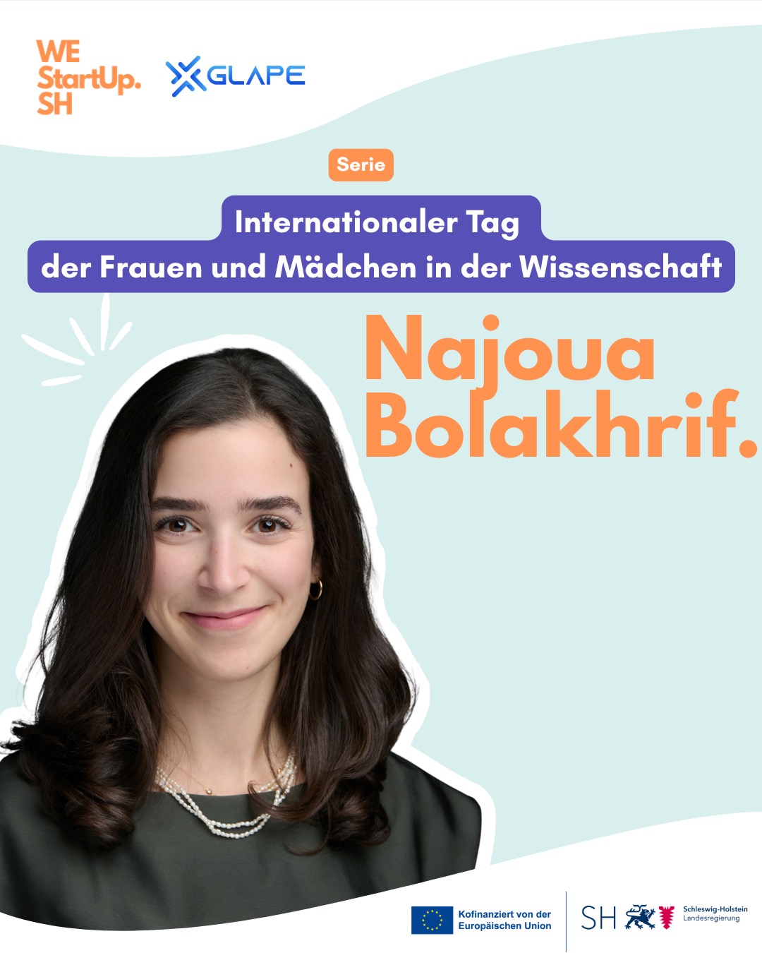 🔬✨ Frauen in der Wissenschaft – Teil 2 ✨
👤 Heute: Dr. Najoua Bolakhrif – Geschäftsführerin und Mitgesellschafterin der GLAPE GmbH sowie Wissenschaftlerin am Fraunhofer-Institut für Werkstoffmechanik IWM.
Sie spricht über die wachsende Unsicherheit im akademischen System, über befristete Verträge und die Abhängigkeit von Forschungsgeldern – und darüber, warum sie sich entschieden hat, wissenschaftliche Innovationskraft unternehmerisch umzusetzen.
Dabei geht es auch um strukturelle Herausforderungen, insbesondere mit Blick auf finanzielle Sicherheit und Familienplanung, sowie um die Frage, was es wirklich braucht, damit mehr Frauen wissenschaftliche Unternehmen gründen und führen können.
Ihr zentrales Anliegen:
echte Chancengleichheit.
Keine Bevorzugung. Keine Benachteiligung. Sondern gleichwertige Anerkennung innovativer Ideen – unabhängig vom Geschlecht.
📌 Mehr Einblicke dazu findet ihr in den Slides.
Unsere Serie geht weiter.
#WomenInScience #FemaleFounders #WissenschaftUndGründung #Chancengleichheit #Innovation #WEstartupSH