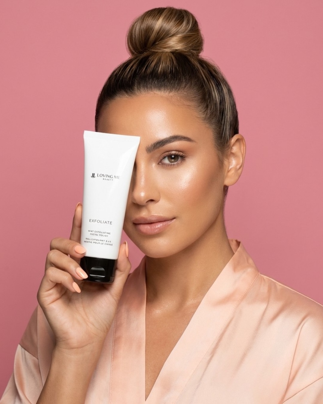 Fresh skin starts with a clean reset. 🌿
Our 100% Vegan & Cruelty-Free Mint Exfoliating Facial Polish gently buffs away dullness while awakening your skin with a cool, refreshing burst of mint. ❄️
Smooth texture. Deep polish. A spa-like glow that feels instantly clean, revived, and radiant. ✨
It clears away buildup so your natural beauty can actually breathe and shine through. 💚
Because exfoliation isn’t about being harsh, it’s about revealing the healthy, luminous skin underneath. 💫
Soft to the touch. Bright to the eye. Confidence you can feel without a drop of heavy makeup. 👑
Self-care that energizes your routine and reminds you that glowing skin is built, not filtered. 🧖🏽♀️
Tell us, are you team refreshing mint or soft floral skincare vibes? 💬
Tap the link in our bio and refresh your glow while our Beauty Blowout Sale is still on. 🛍️
#skincare #glowingskin #cleanbeauty #luxurylifestyle #selfcare