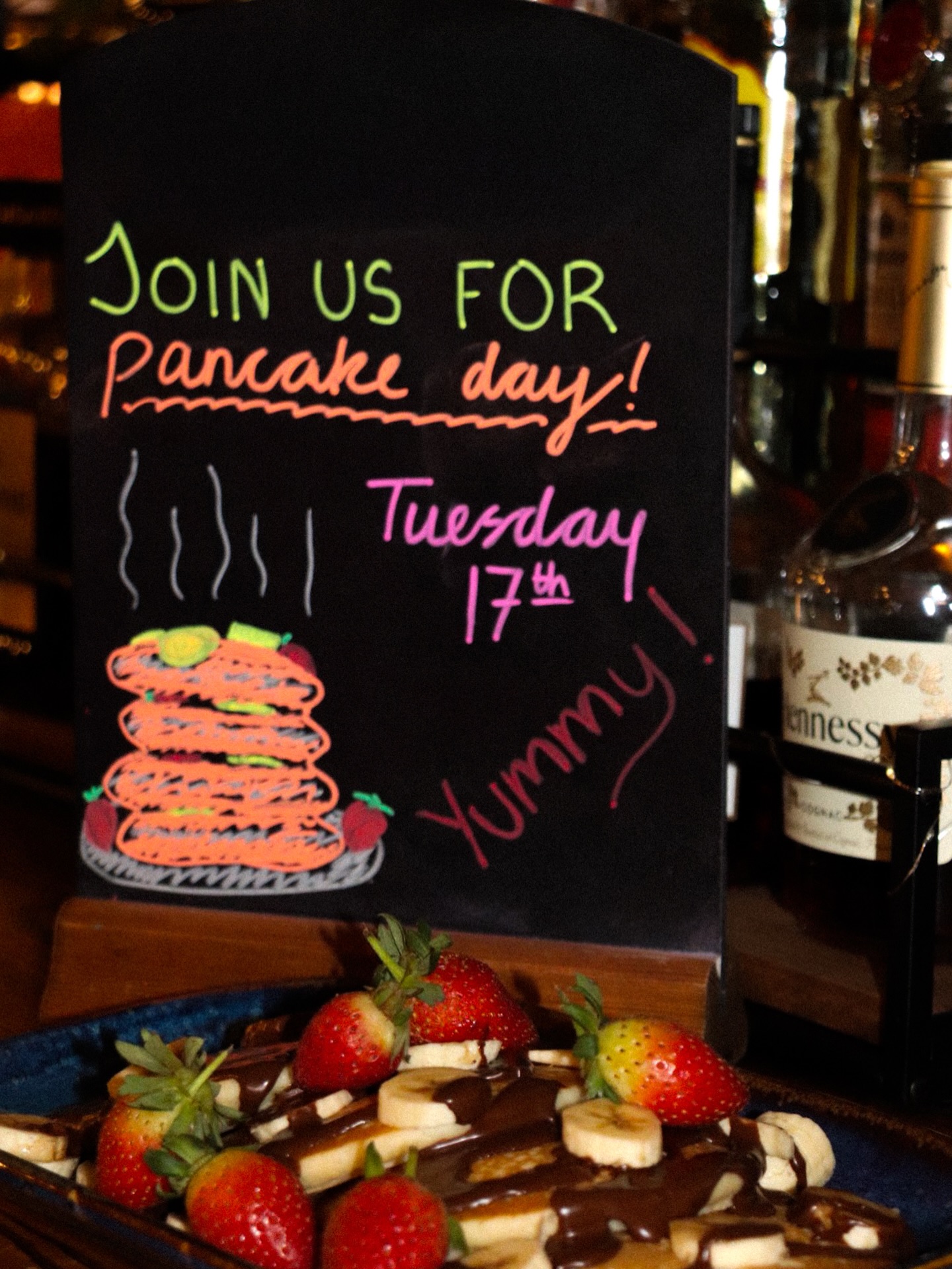 🥞 PANCAKE DAY IS COMING TO SOUTH STREET! 🥞
Join us on Tuesday 17th for stacks of fluffy pancakes loaded with your favourite toppings 😍
✨ Pancake Day specials:
🥓 Bacon & syrup — £5.50
🍗 Chicken & honey — £5.50
🍌 Banana & choc spread — £5.50
🍋 Classic lemon & sugar — £4.50
Sweet, savoury, or somewhere in between… we’ve got you covered 🤤
Tag your pancake partner 👇 and let us know which one you’re going for!
#PancakeDay #SouthStreetCoffeeHouse #SouthendFood #SouthendOnSea #CoffeeShopVibes