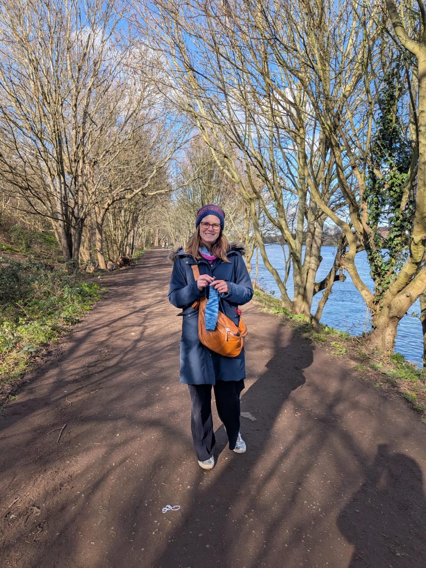 Made it outside to the riverside while it wasn’t raining this half term. I’m usually the photographer in my family so it was a nice surprise when @drpaularedmond took this one of me! I am using it as a reminder that it doesn’t ALWAYS rain! #knittersoflondon #sockknitting #knittingfriendsarethebestfriends