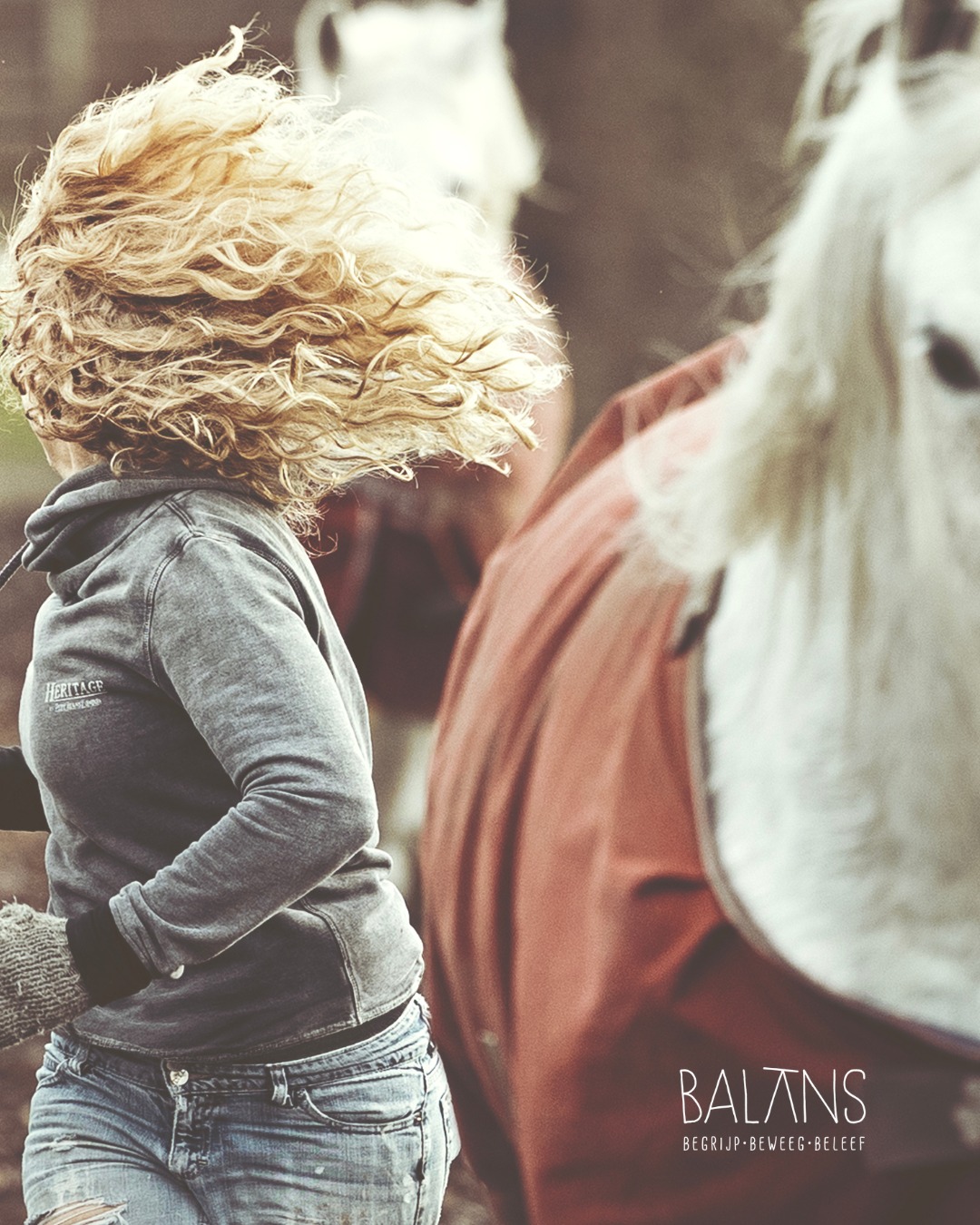 De voorbije jaren is mijn innerlijke wereld zó verdiept, verruimd en tot leven gekomen.
En off course… mijn werk is mee geëvolueerd.
Na 11 jaar voel ik het tot in mijn botten: het is tijd om mijn Balans helemaal, rauw en echt, aan de wereld te tonen. 🔥
Volgende week gaat mijn gloednieuwe website online.
Wanneer precies? Da's nog ff balanceren 😉
(@yoga.withmalika you know.)
Maar… get ready.
So you’ll be ready to run with us. ⚡️
Je kan bij mij terecht voor Spirit 1:1 trajecten, proceswerk in kleine groep, yogareeksen, rituelen en maatwerk.
En er zijn nog maar een beperkt aantal plekjes voor de zomer van 2026.
Blijf dichtbij, open je hart en voel!
Meer komt er héél snel aan. 🤍…
⚡️